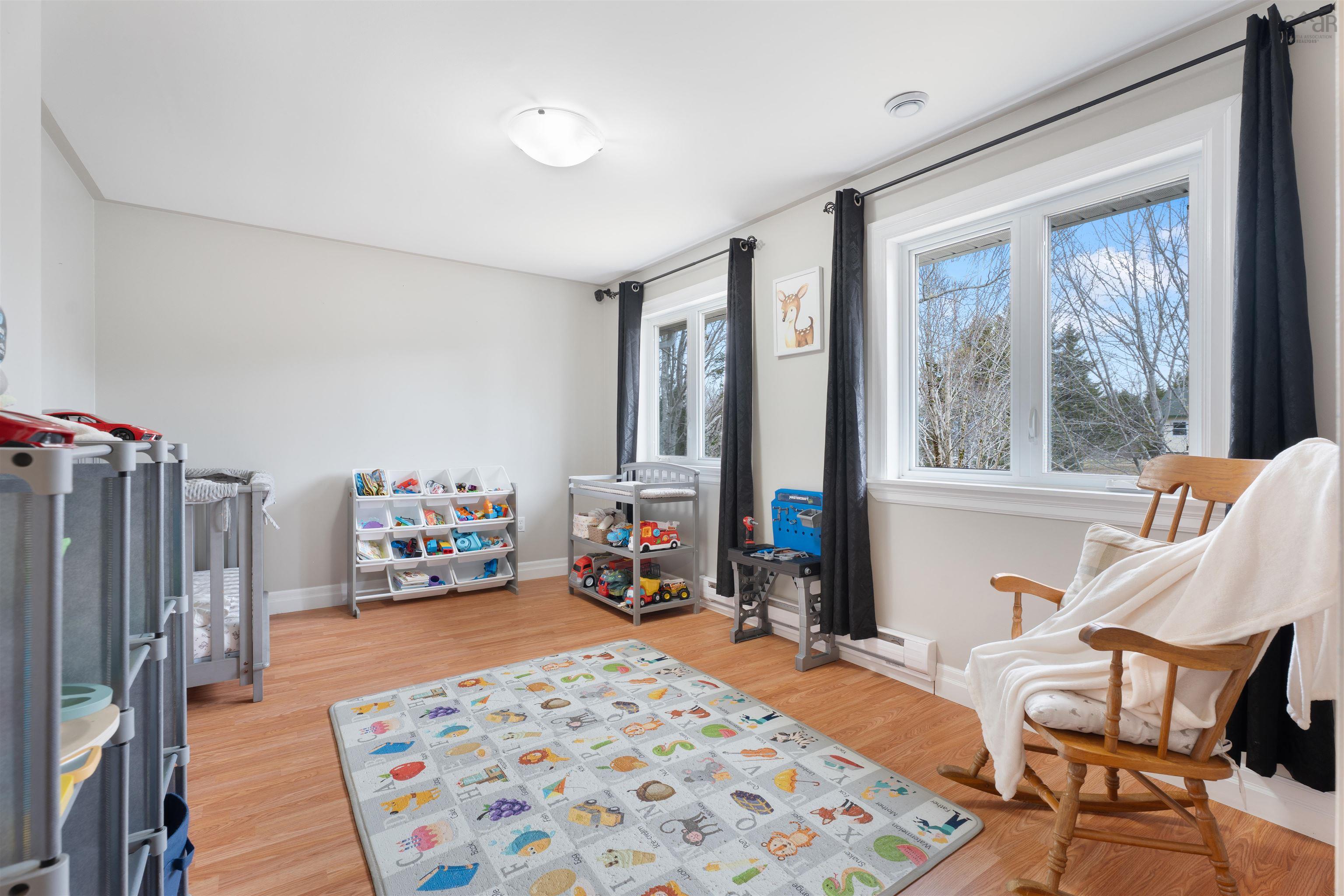 $574,900.00: 99 Loriann Drive, Porters Lake