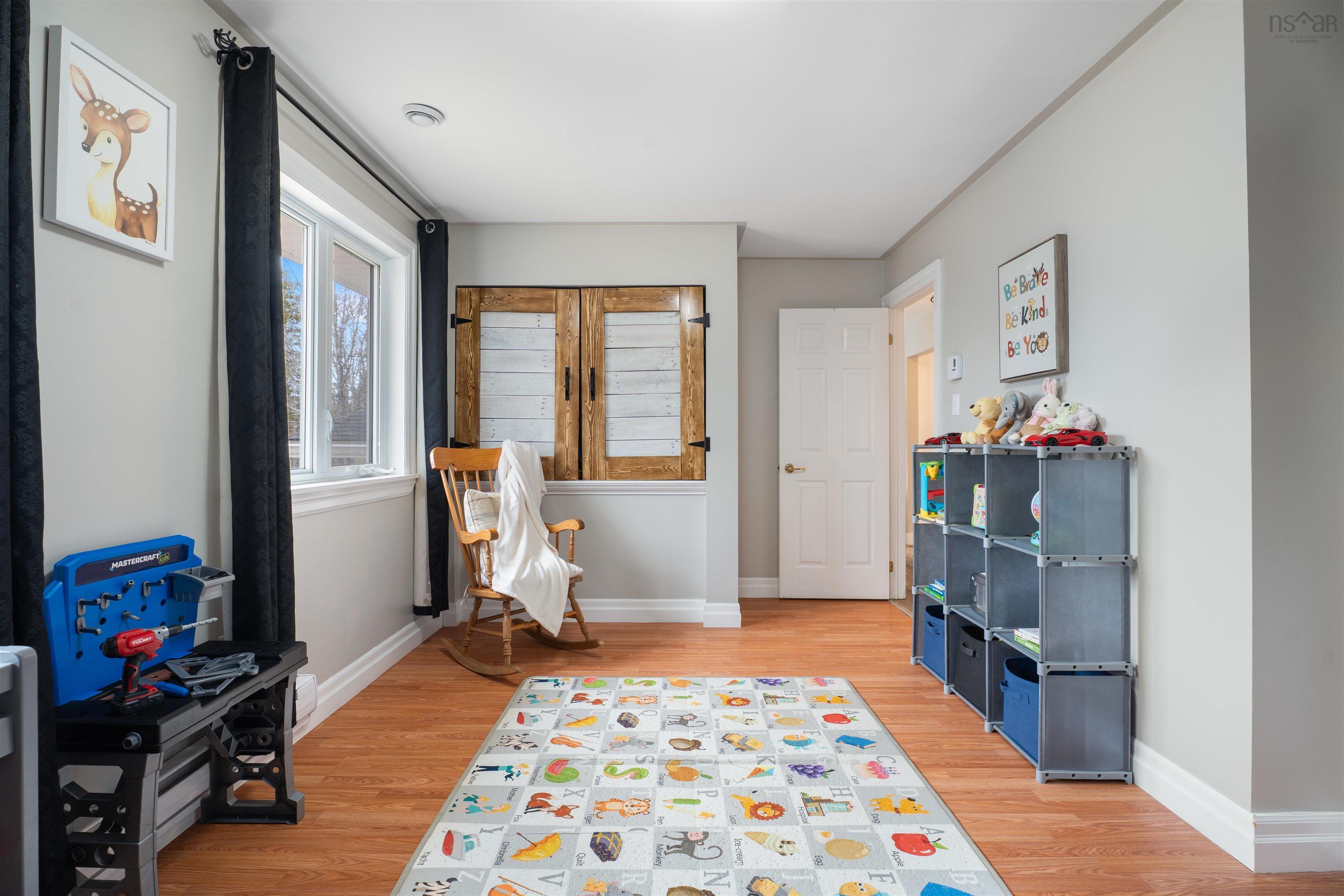 $574,900.00: 99 Loriann Drive, Porters Lake