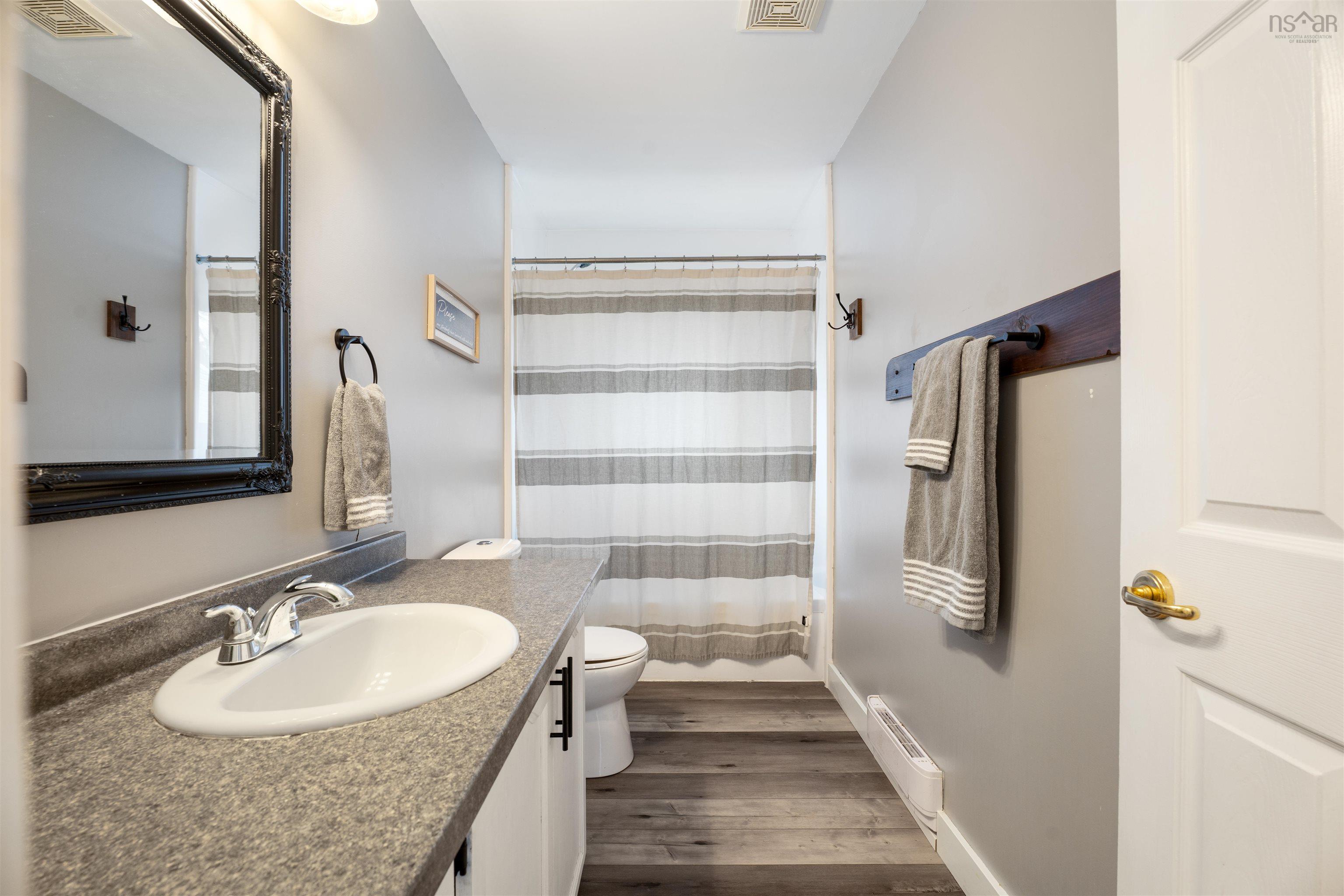 $574,900.00: 99 Loriann Drive, Porters Lake