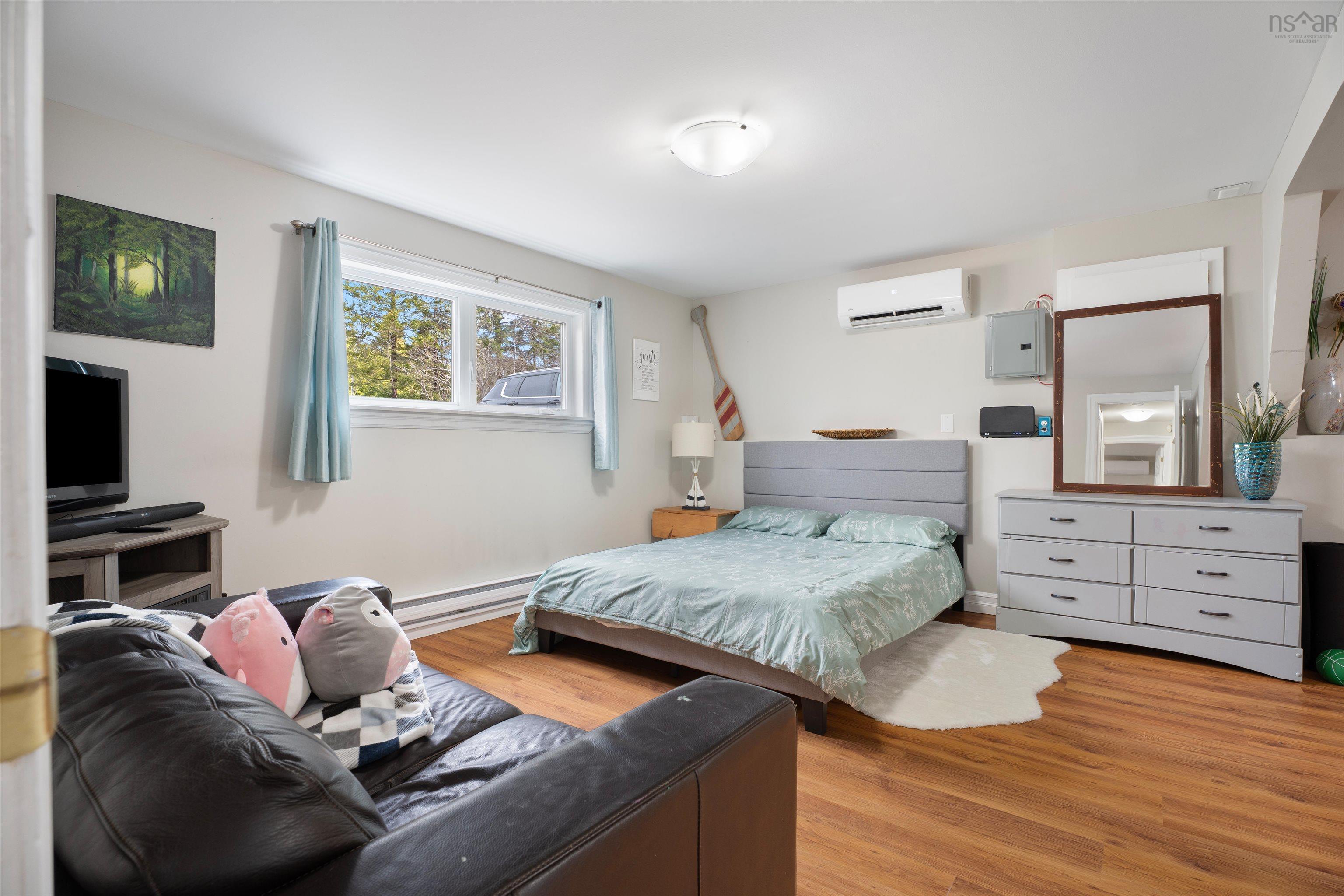 $574,900.00: 99 Loriann Drive, Porters Lake