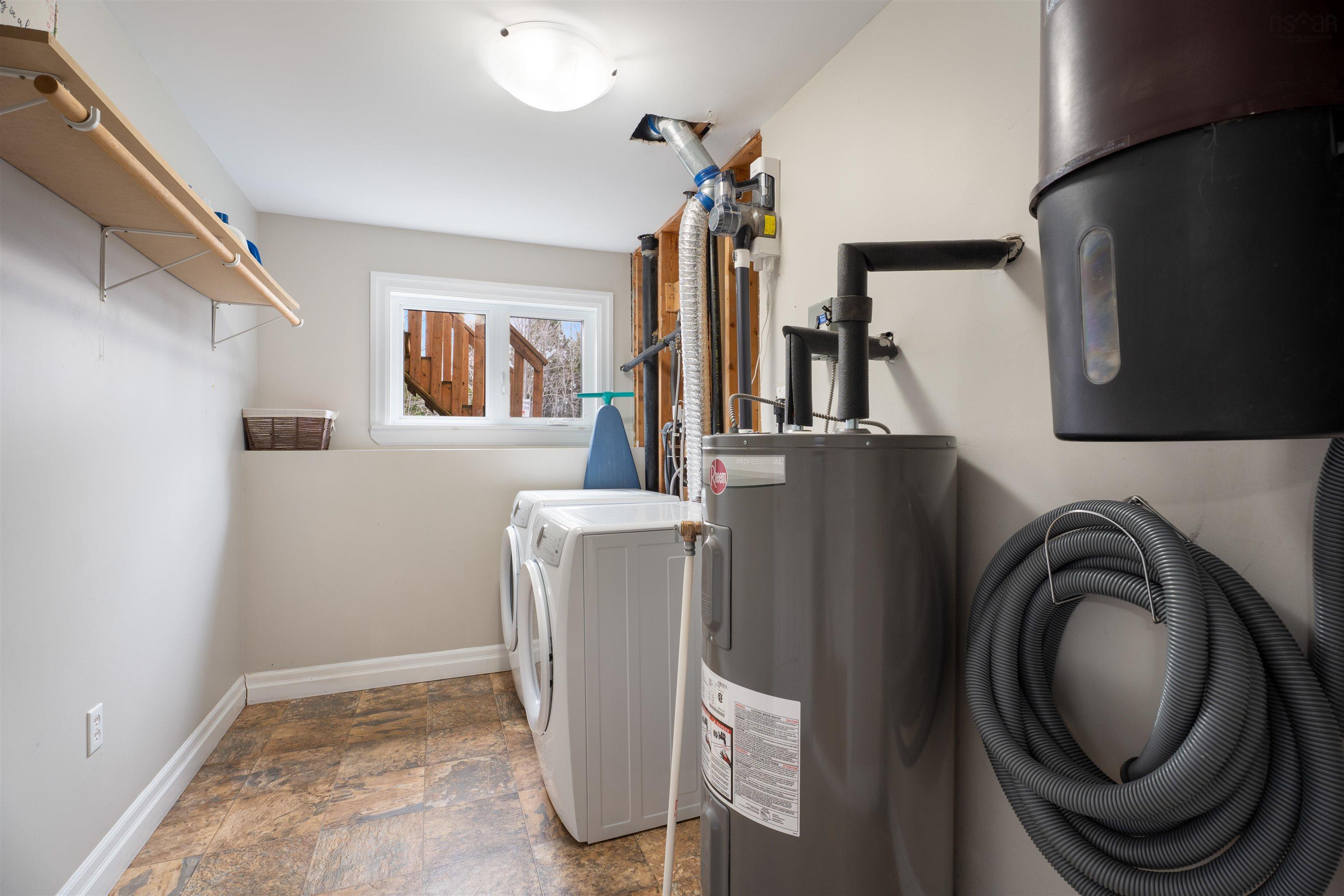 $574,900.00: 99 Loriann Drive, Porters Lake