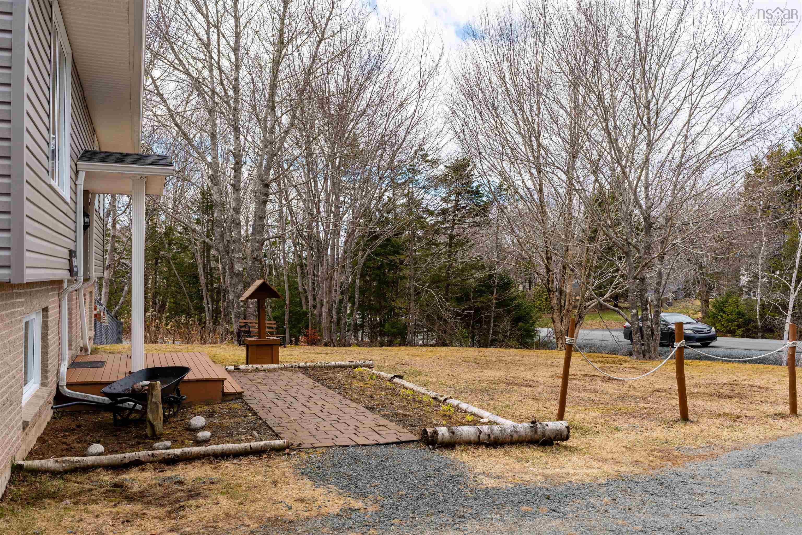 $574,900.00: 99 Loriann Drive, Porters Lake