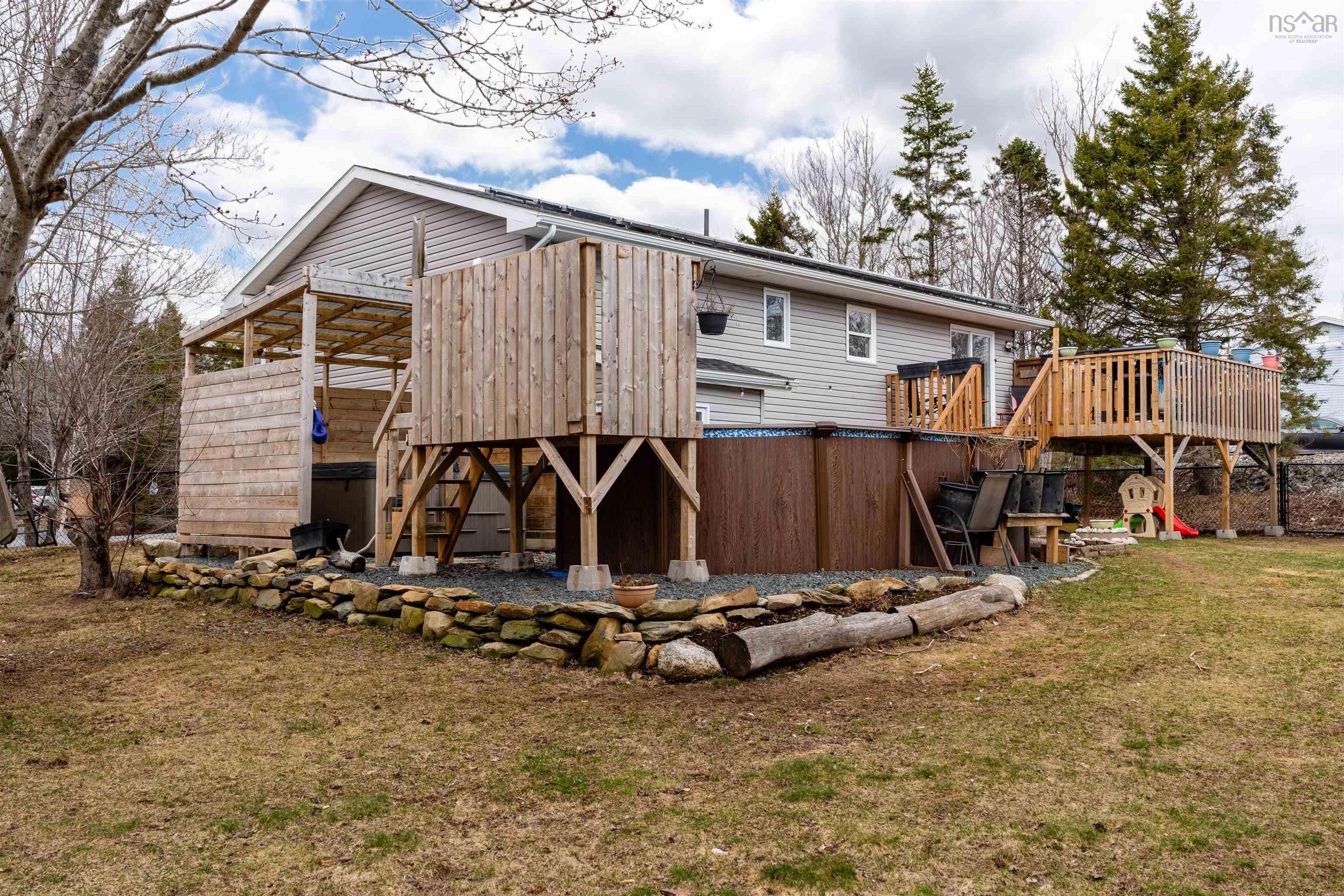 $574,900.00: 99 Loriann Drive, Porters Lake