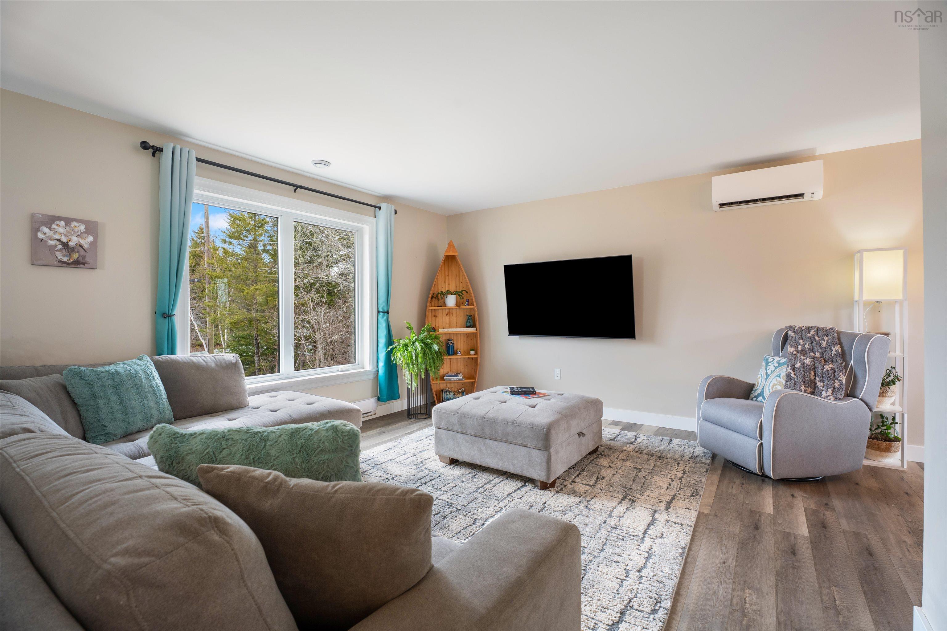 $574,900.00: 99 Loriann Drive, Porters Lake