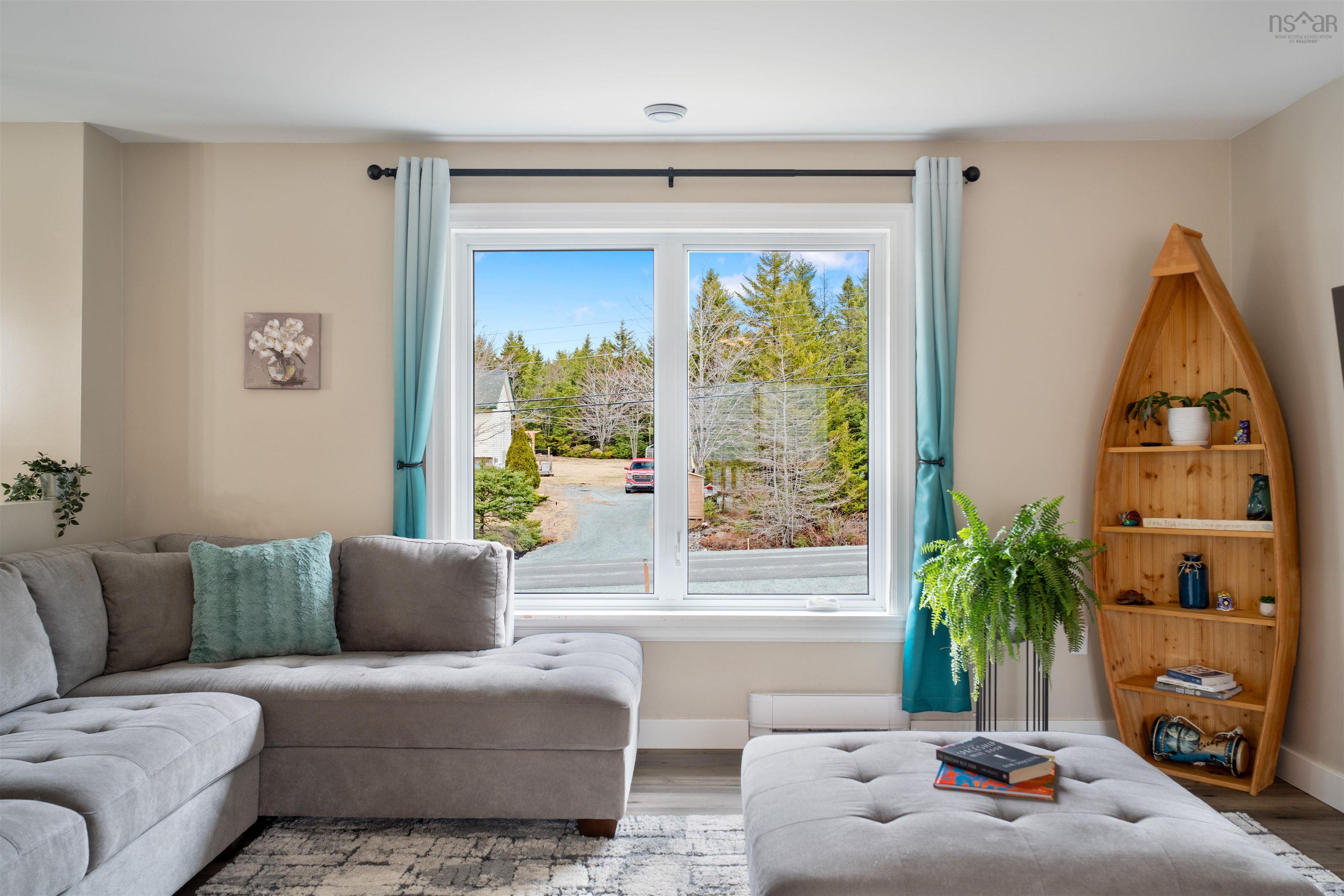 $574,900.00: 99 Loriann Drive, Porters Lake