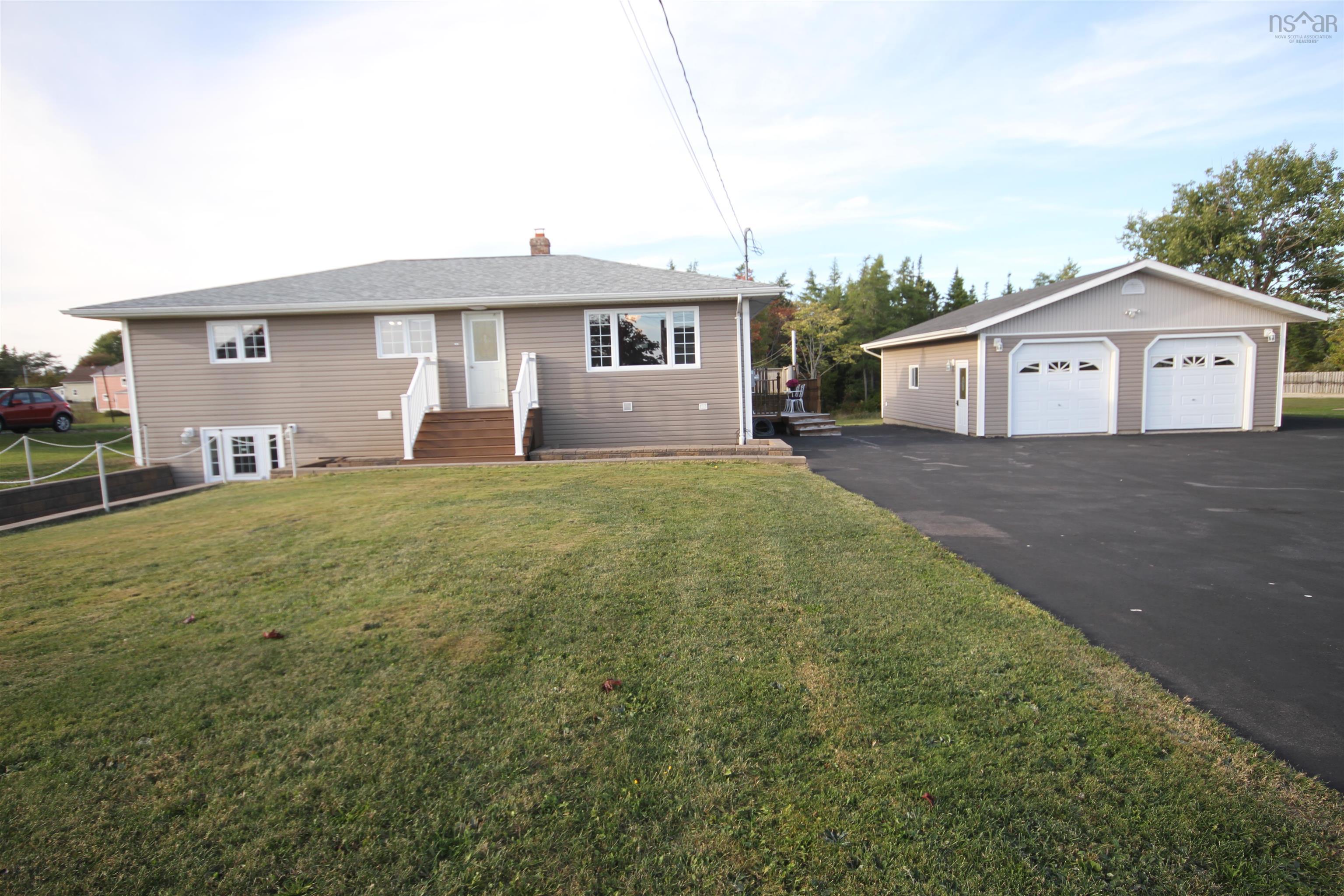 $369,900.00: 33 Landry Lane, Louisdale