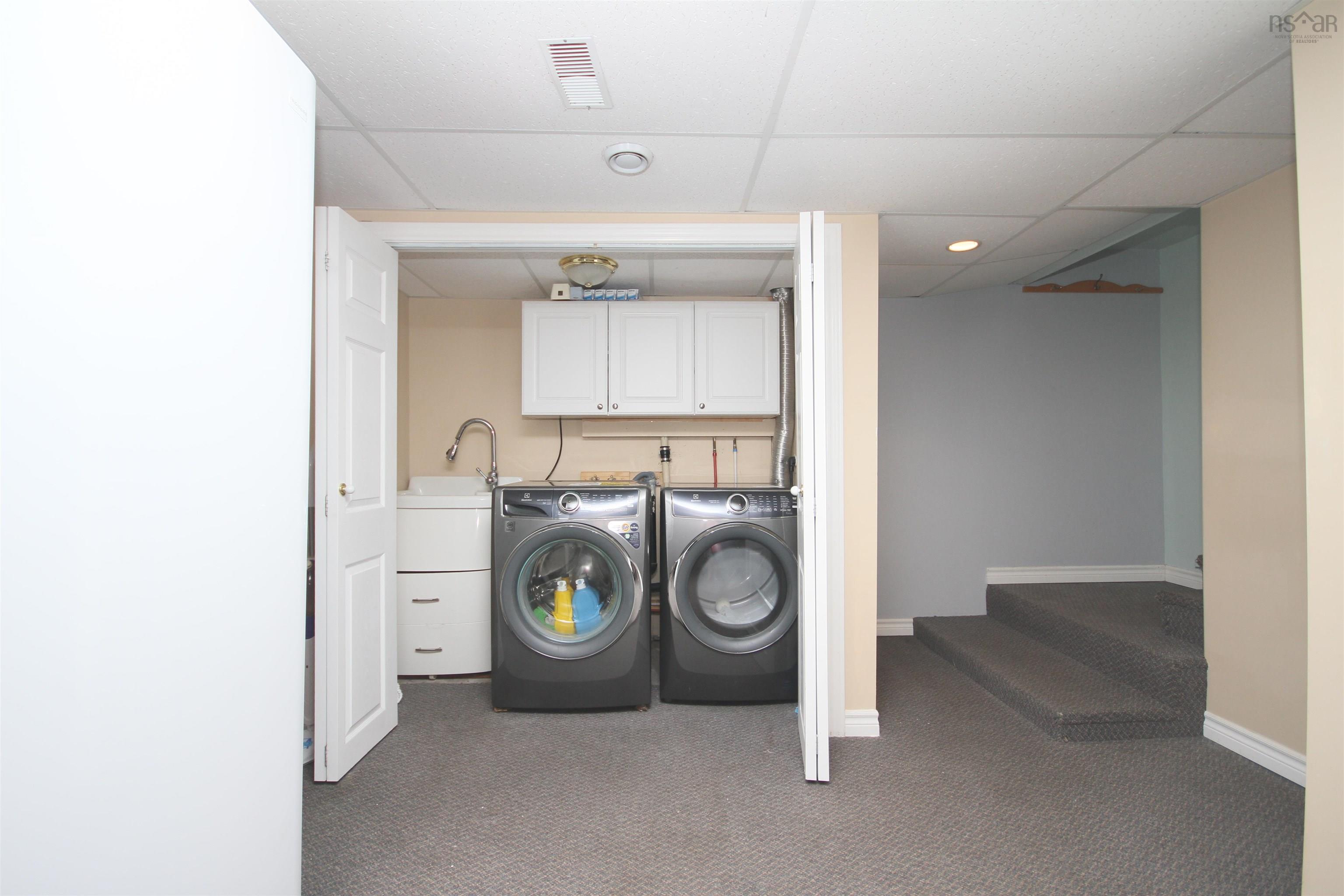 $369,900.00: 33 Landry Lane, Louisdale