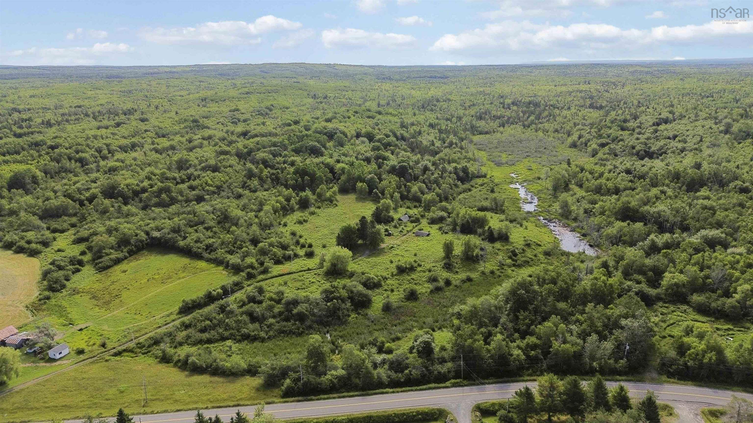 $259,900.00: 6782 Highway 215, Cheverie