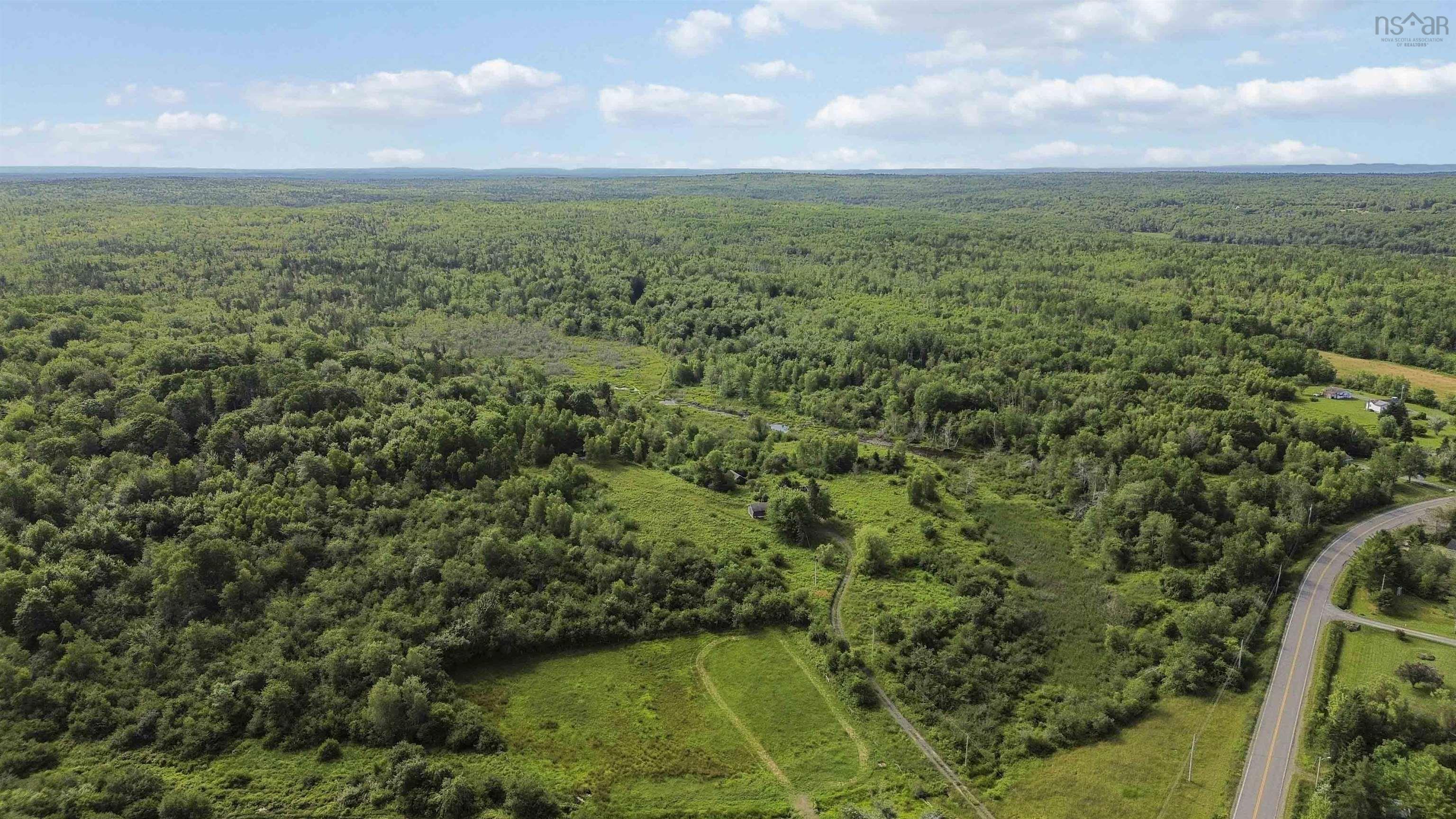 $259,900.00: 6782 Highway 215, Cheverie