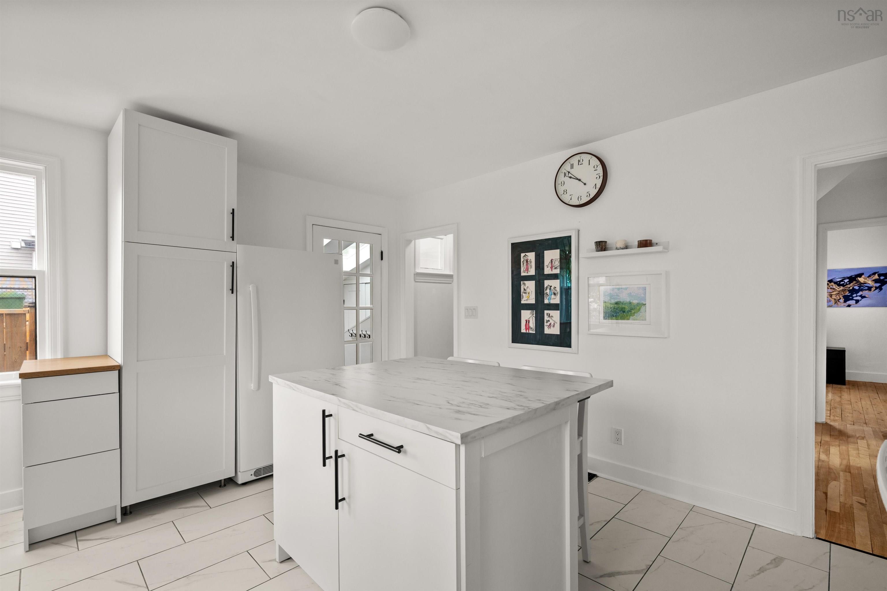 $589,900.00: 3 Scotsburn Avenue, Dartmouth