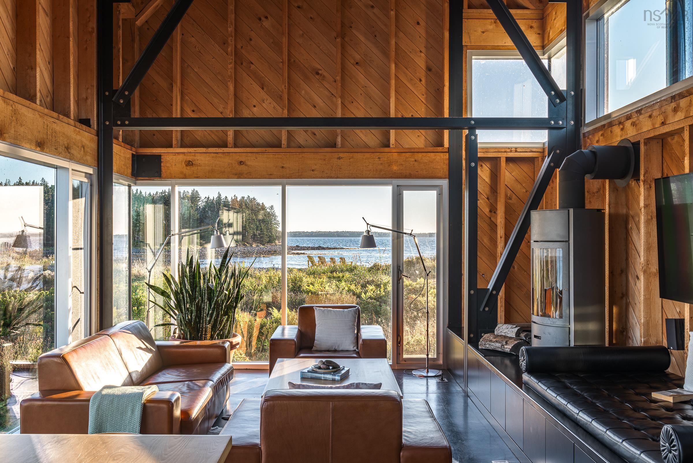 $1,195,000.00: 120 Net Yard Lane, Upper Kingsburg