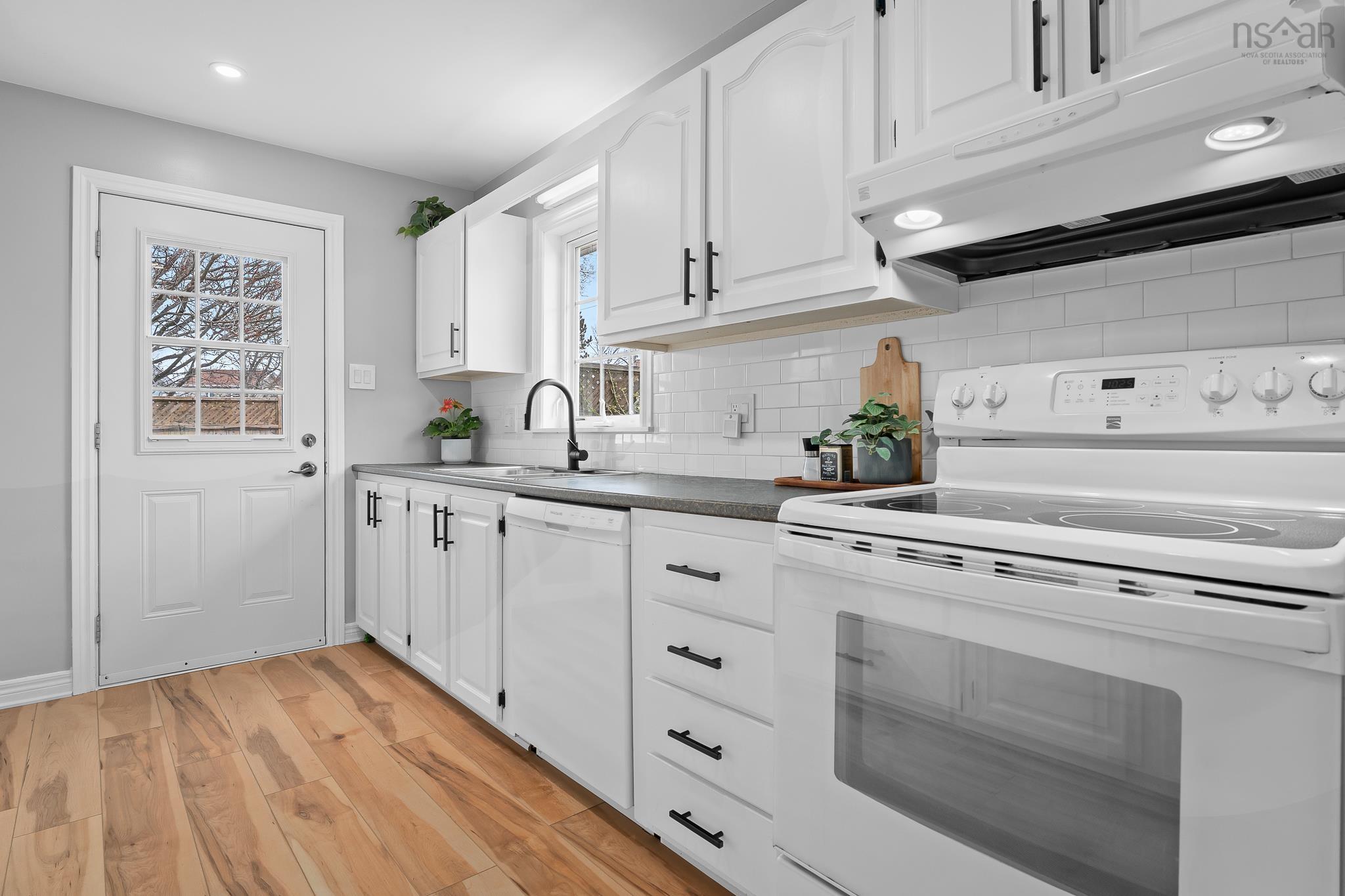 $499,900.00: 161 Silistria Drive, Cole Harbour