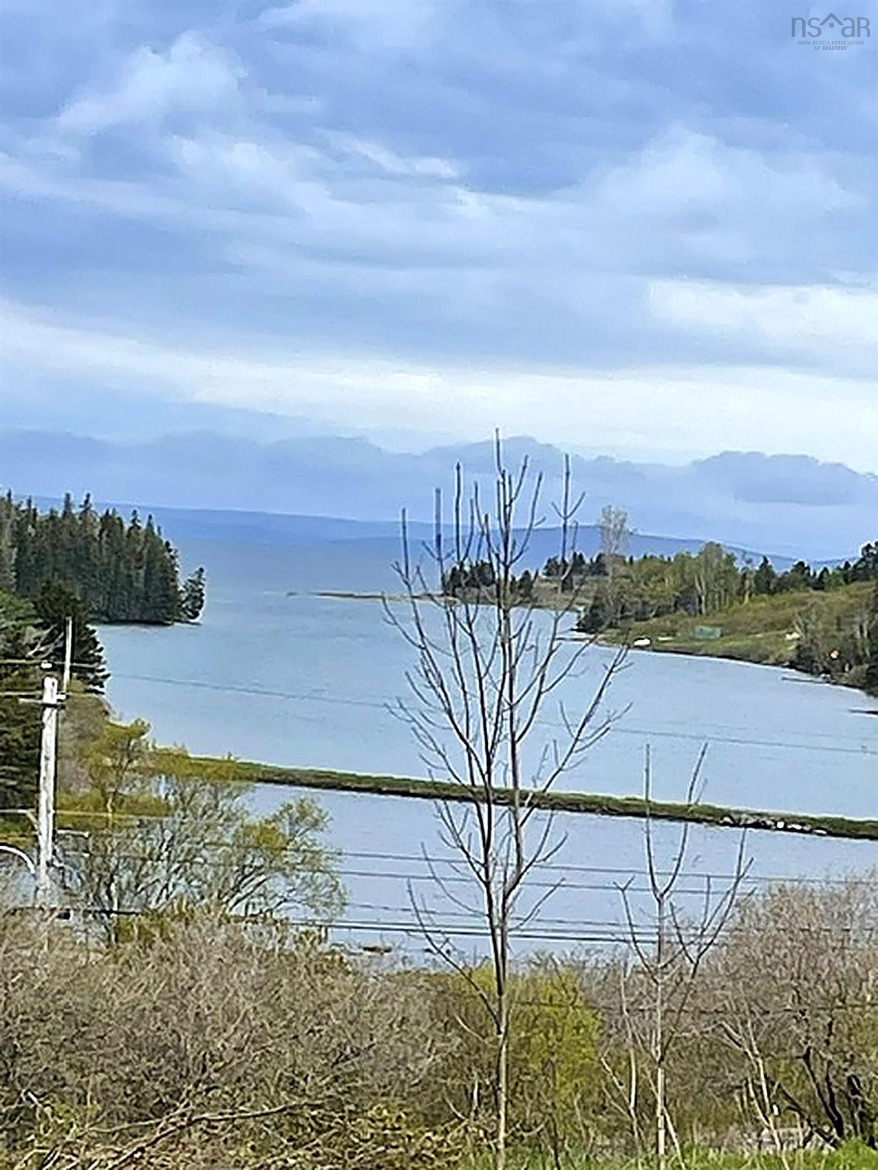 $79,500.00: HWY 4 Highway, Red Islands