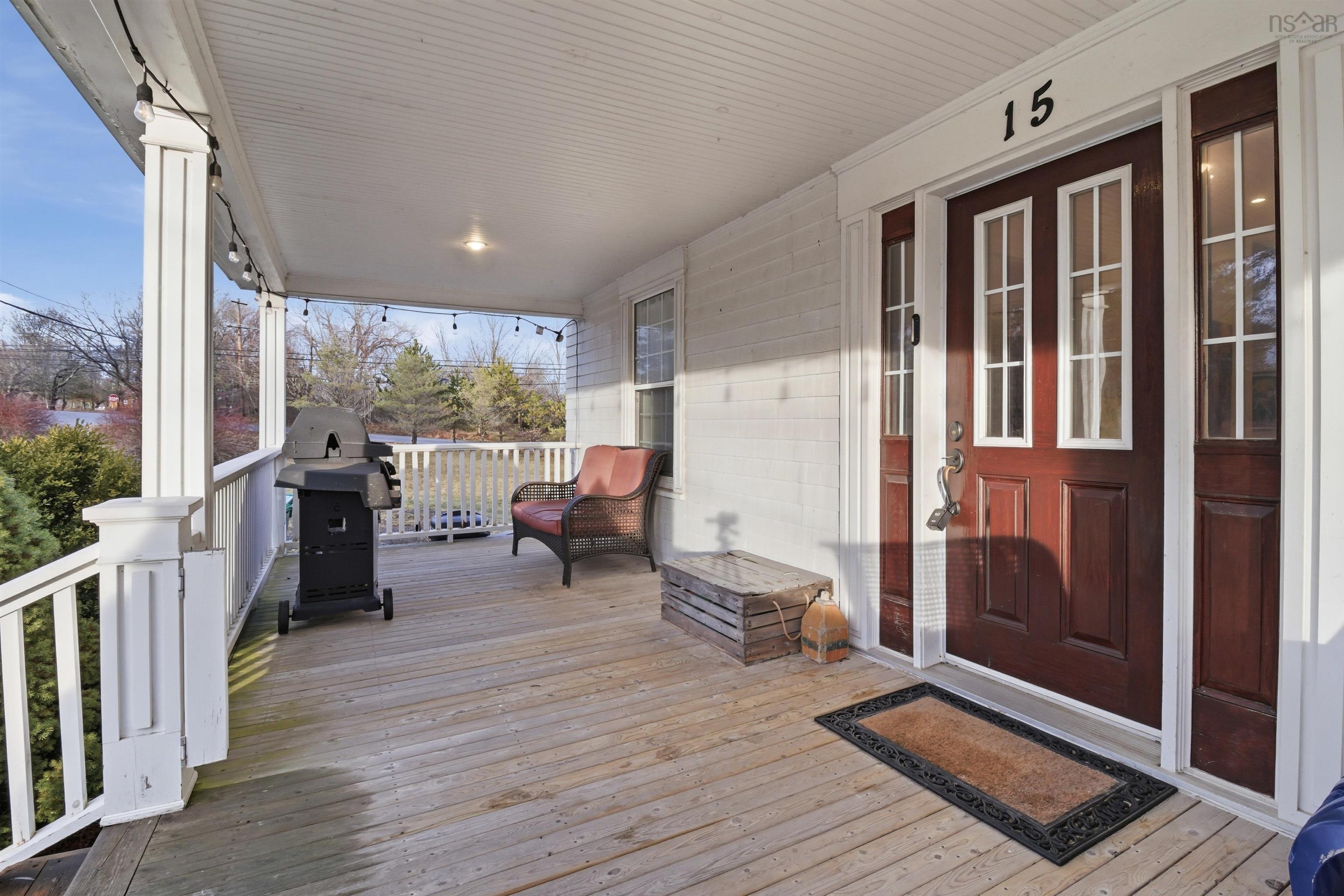 $599,900.00: 15 Falmouth Dyke Rd, Falmouth