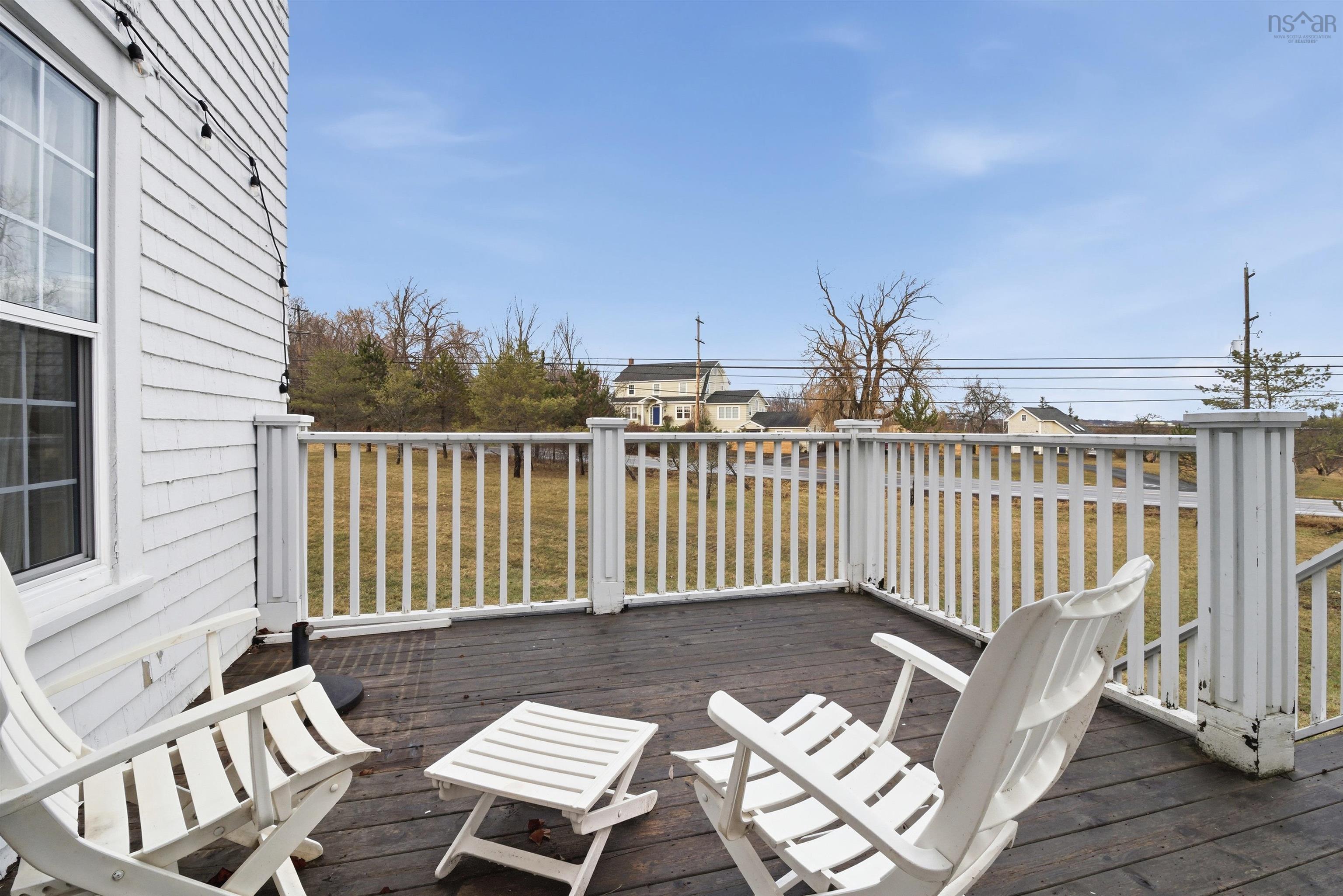 $599,900.00: 15 Falmouth Dyke Rd, Falmouth