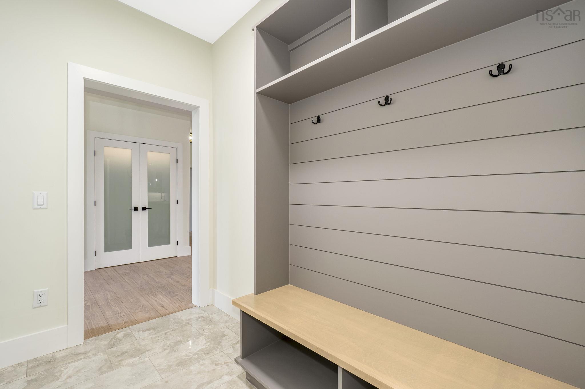 $974,900.00: 66 Osprey Ridge, Belnan