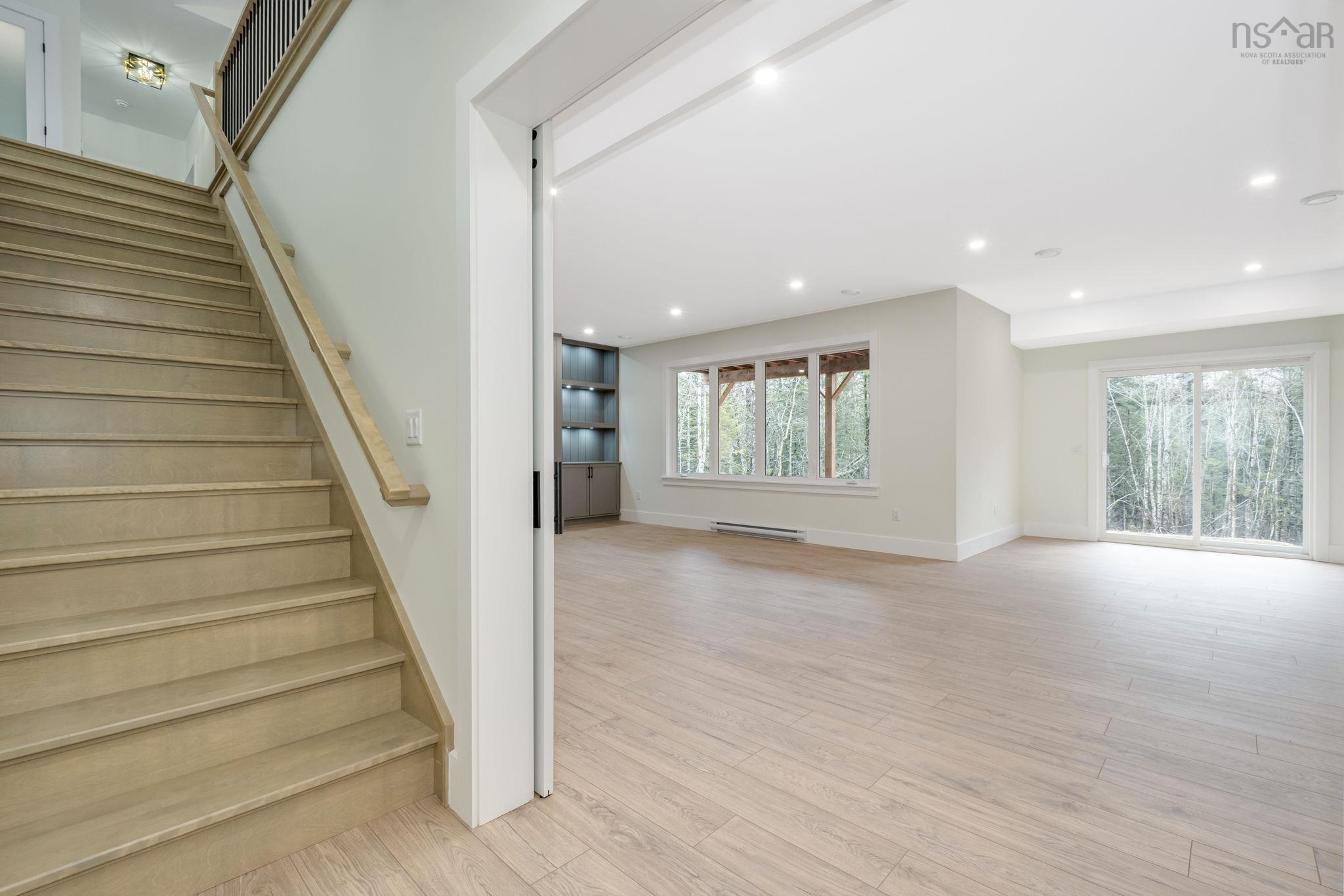 $974,900.00: 66 Osprey Ridge, Belnan