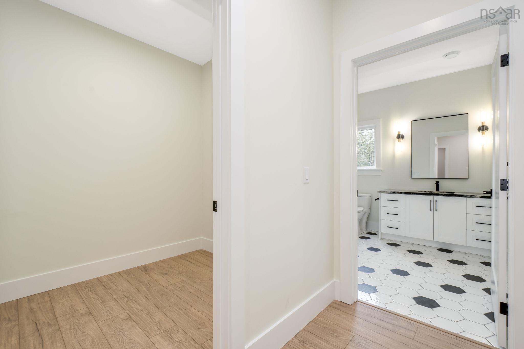 $974,900.00: 66 Osprey Ridge, Belnan