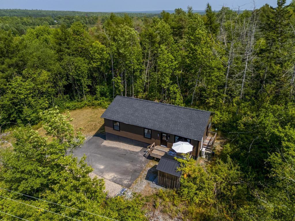 $449,900.00: 1631 Beaver Bank Road, Beaver Bank