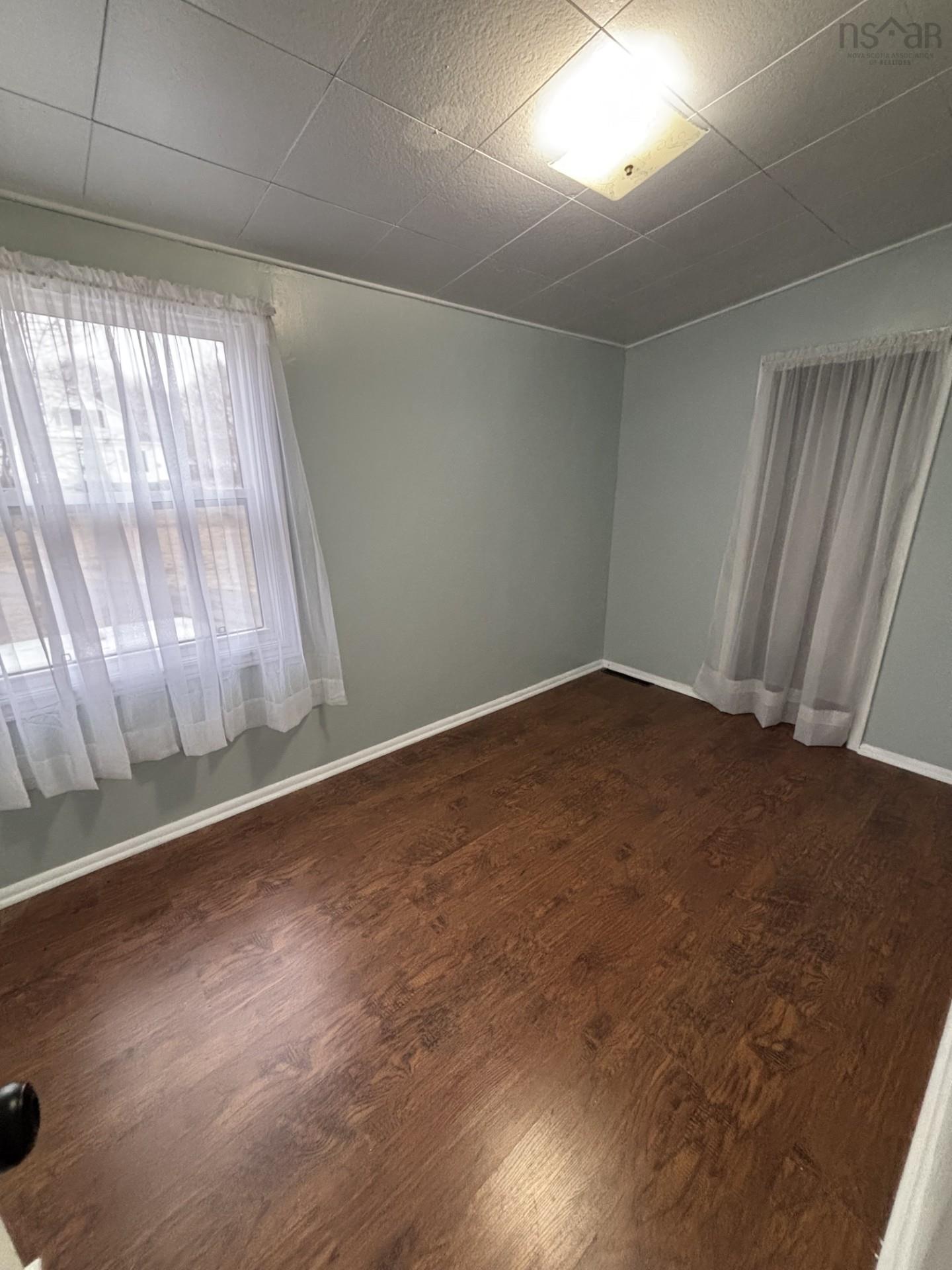 $289,000.00: 92 Queen Street, North Sydney