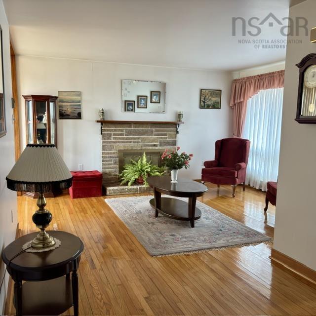 $249,900.00: 3339 Emerlad Street, New Waterford