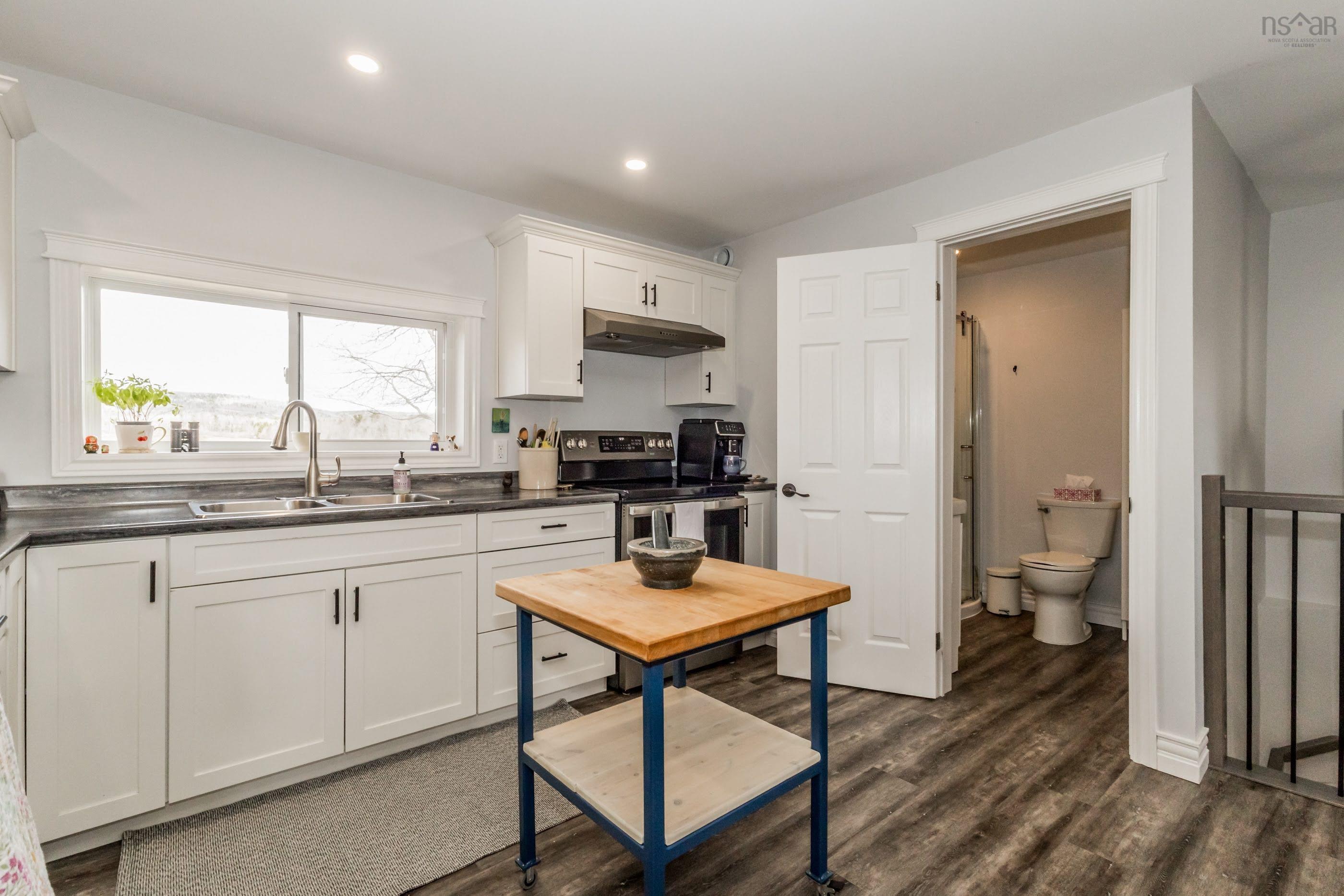 $409,900.00: 701 Brooklyn Street, North Kingston