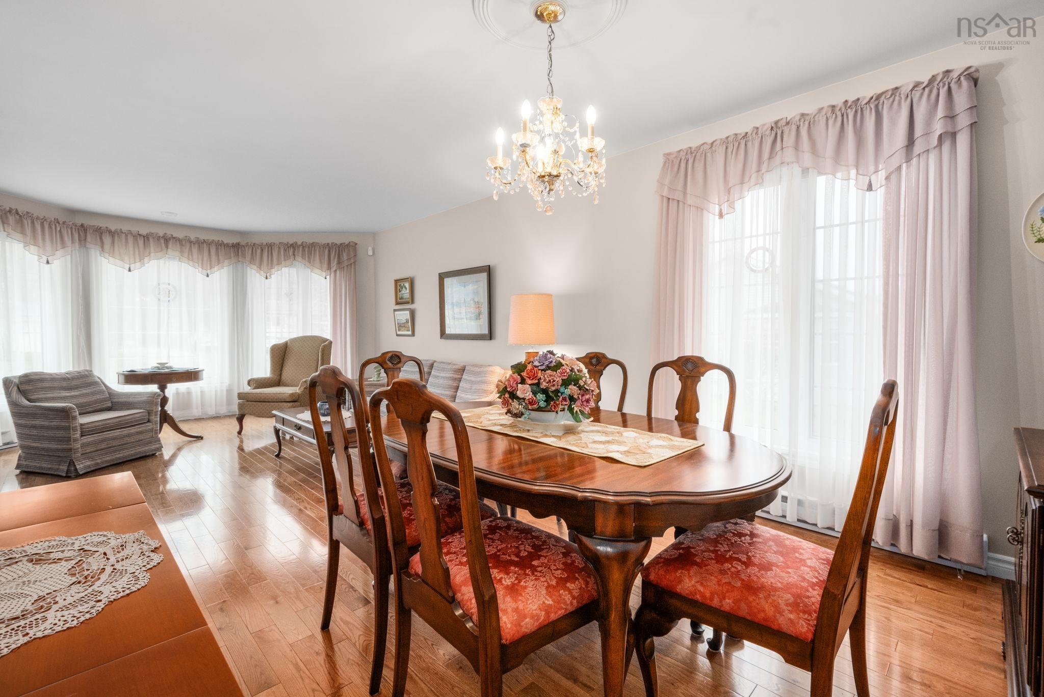$519,000.00: 114 Mayfair Drive, Bridgewater