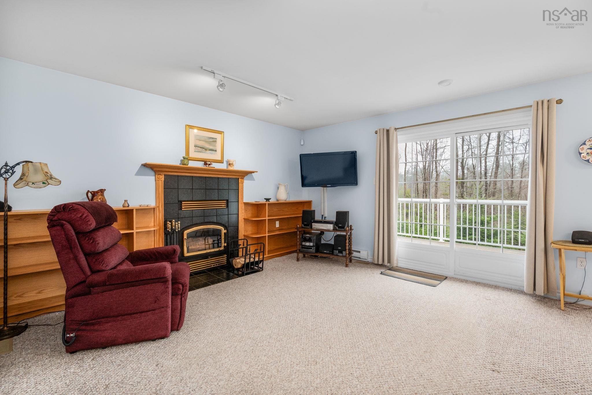$519,000.00: 114 Mayfair Drive, Bridgewater