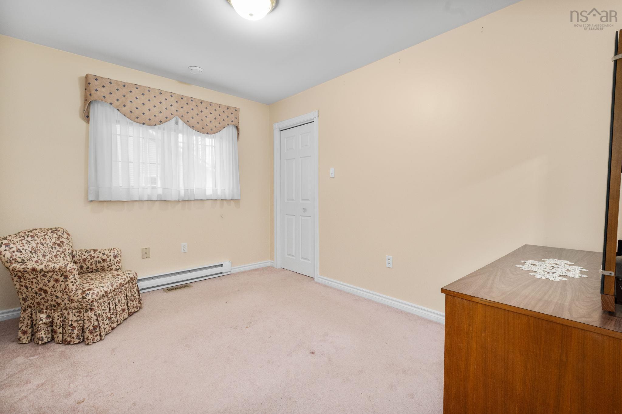 $519,000.00: 114 Mayfair Drive, Bridgewater