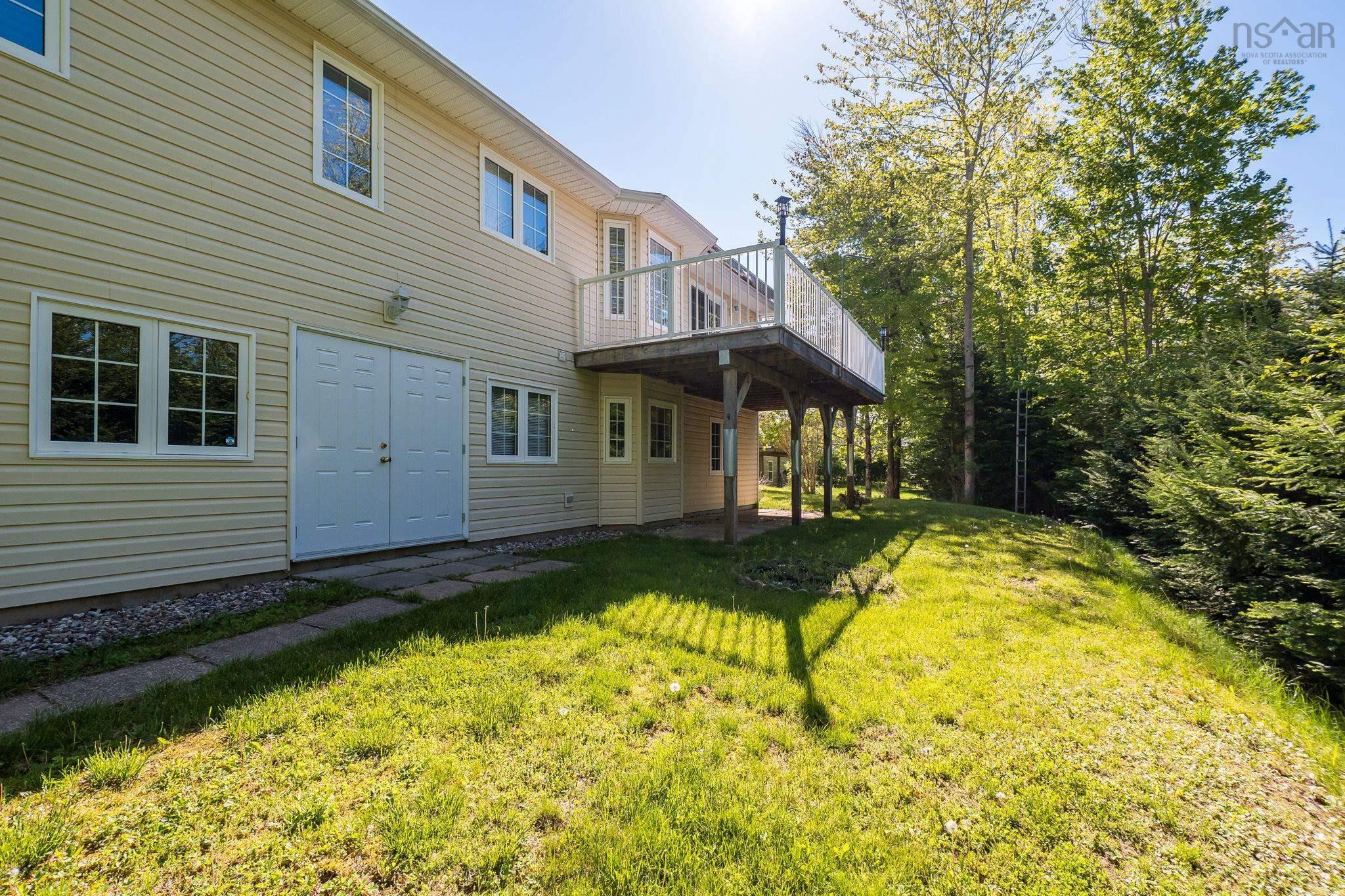 $519,000.00: 114 Mayfair Drive, Bridgewater