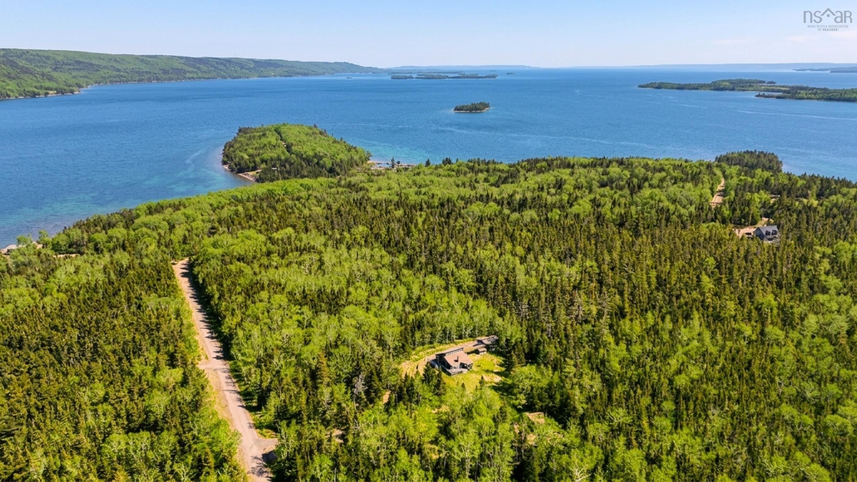 $389,000.00: 156 Widow Point Loop, West Bay Marshes