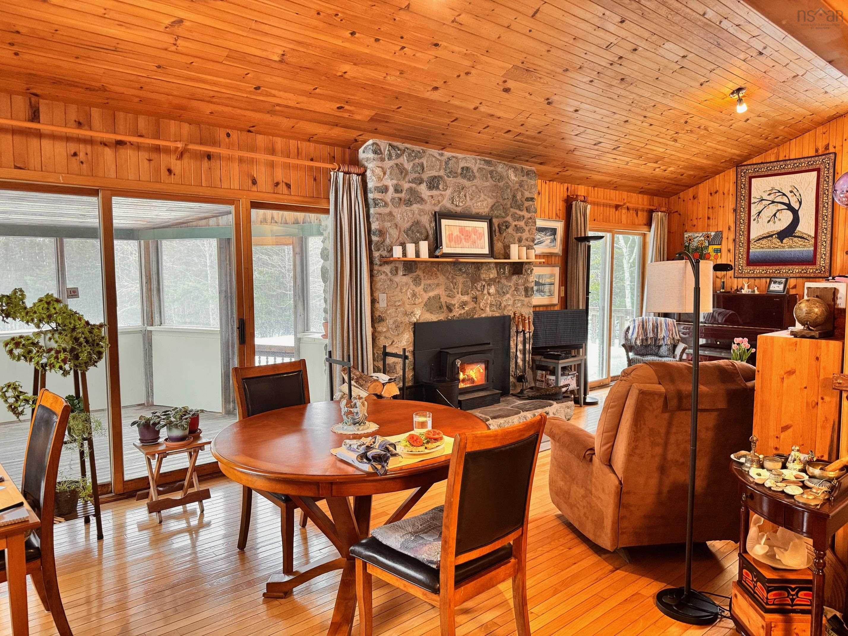 $389,000.00: 156 Widow Point Loop, West Bay Marshes