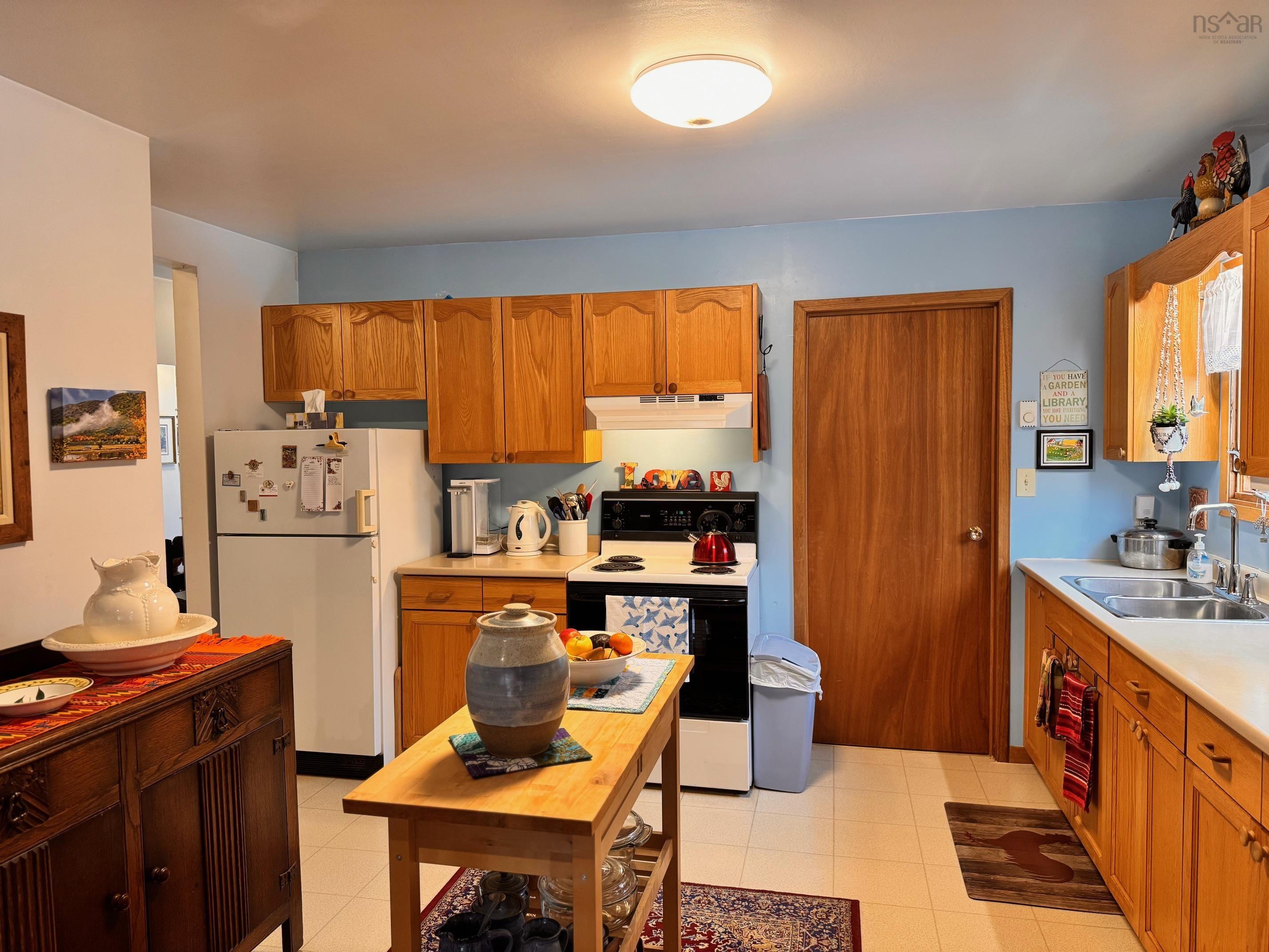 $389,000.00: 156 Widow Point Loop, West Bay Marshes