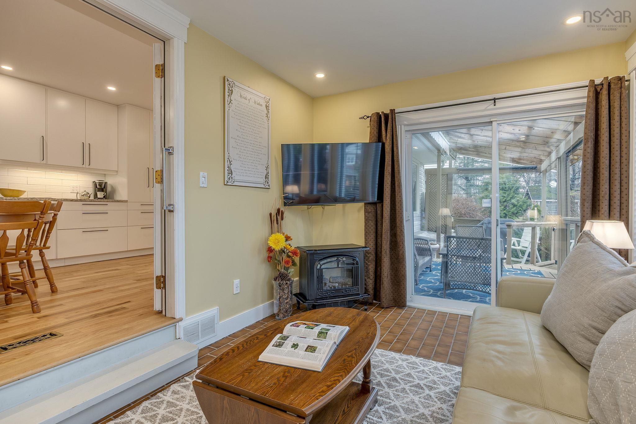 21 Lawnsdale Drive, Dartmouth, NS (MLS 202607729)