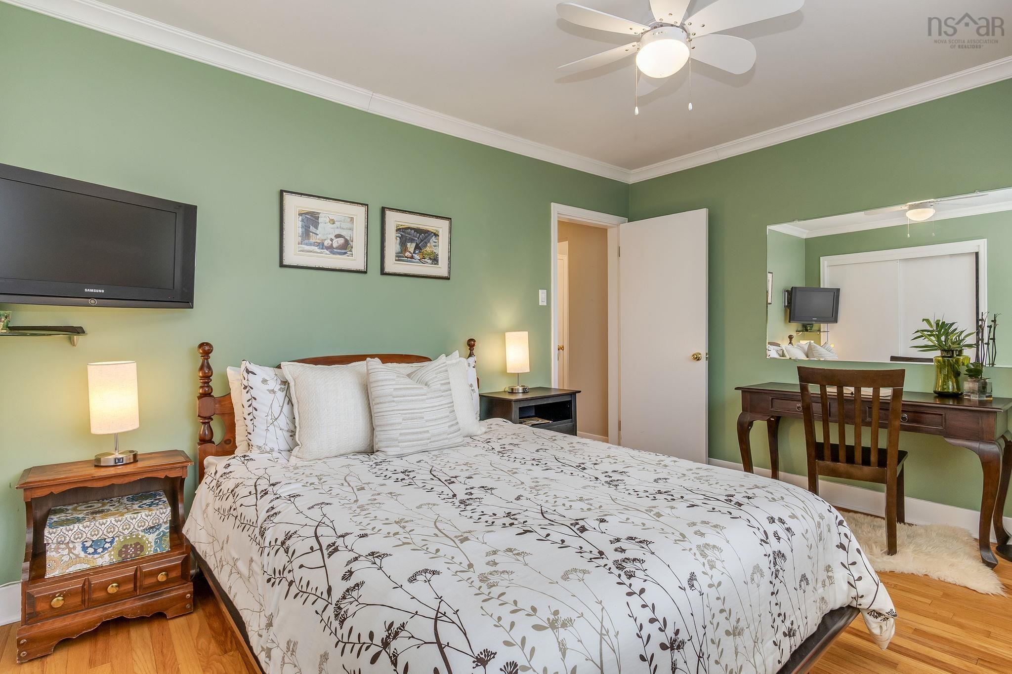 21 Lawnsdale Drive, Dartmouth, NS (MLS 202607729)