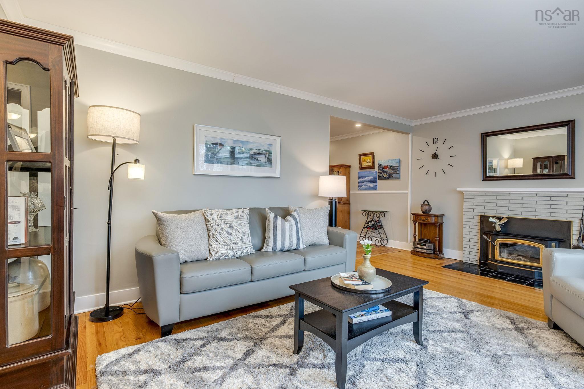 21 Lawnsdale Drive, Dartmouth, NS (MLS 202607729)