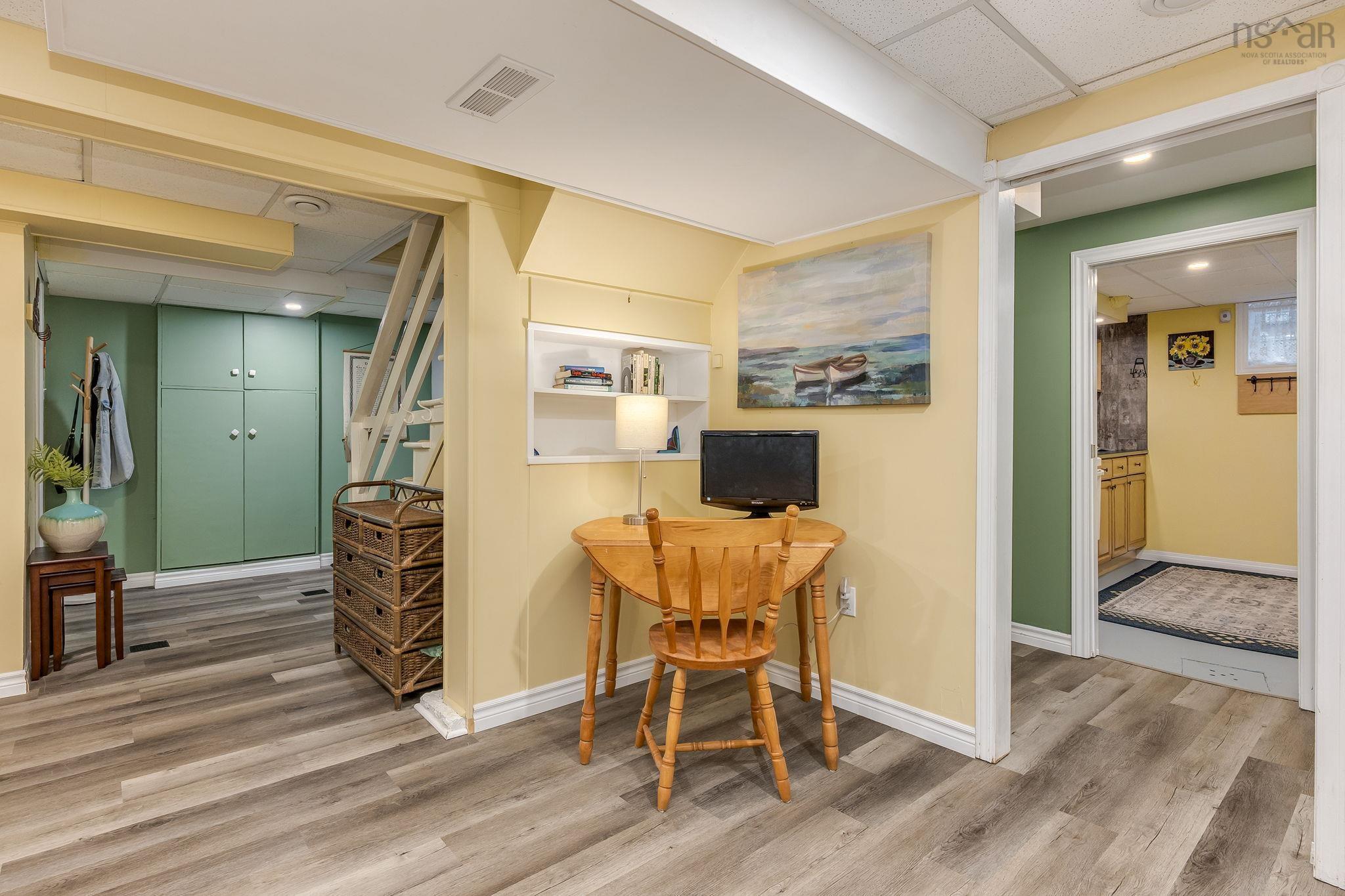 21 Lawnsdale Drive, Dartmouth, NS (MLS 202607729)