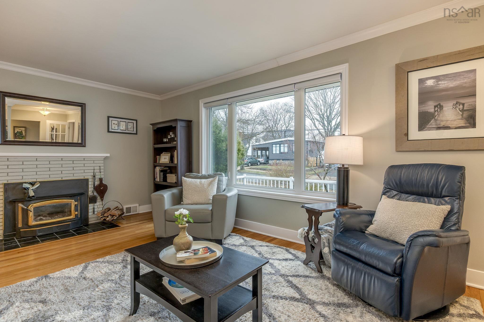 21 Lawnsdale Drive, Dartmouth, NS (MLS 202607729)