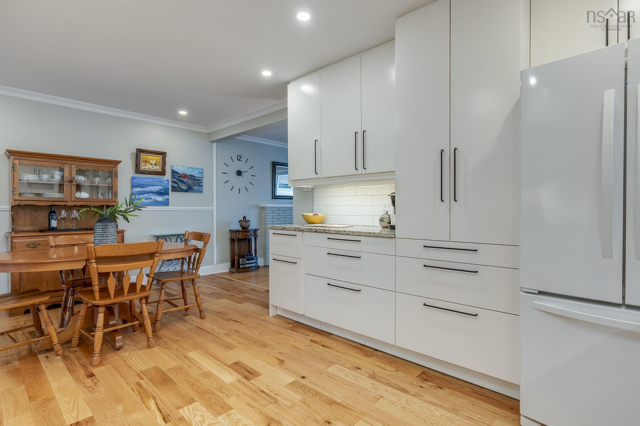 21 Lawnsdale Drive, Dartmouth, NS (MLS 202607729)