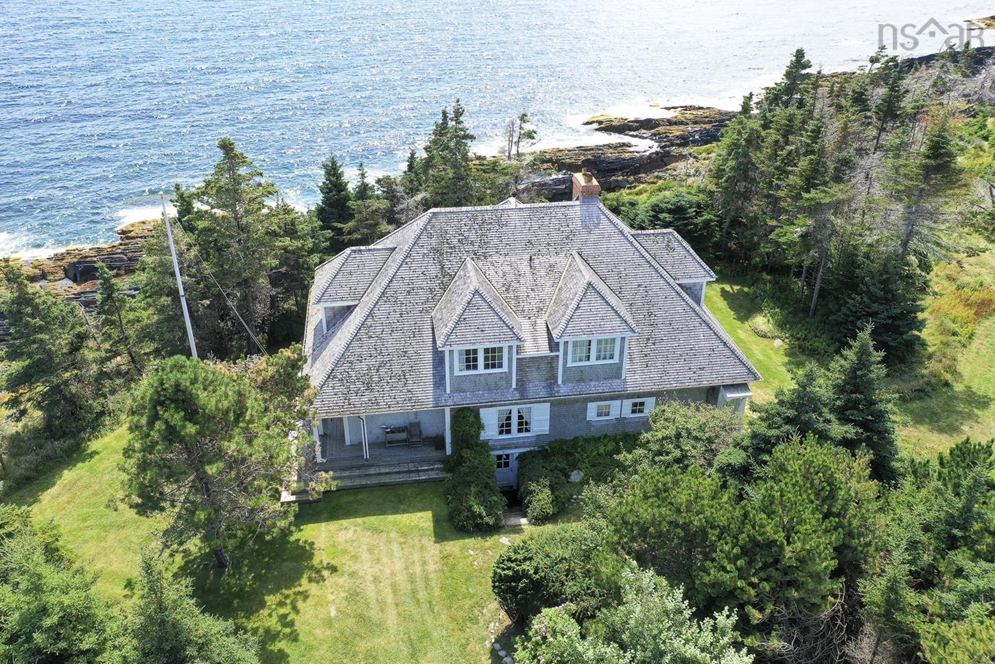 $1,500,000.00: 91 Ironbound Trail, East Ironbound Island