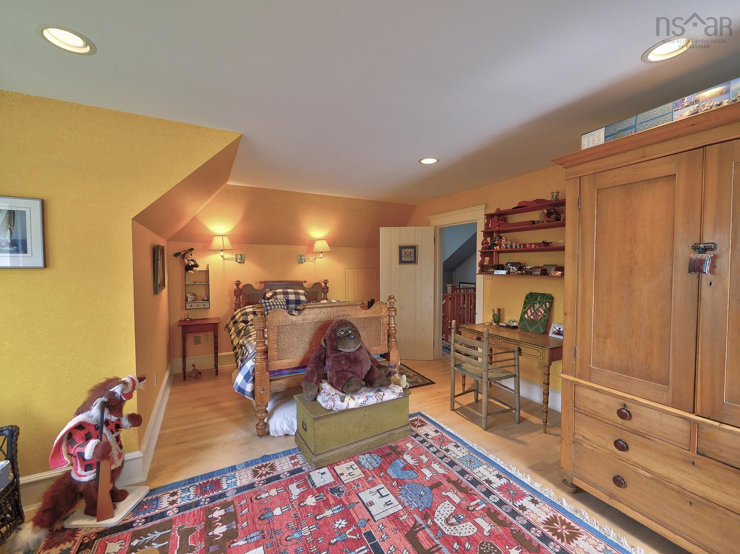 $1,500,000.00: 91 Ironbound Trail, East Ironbound Island
