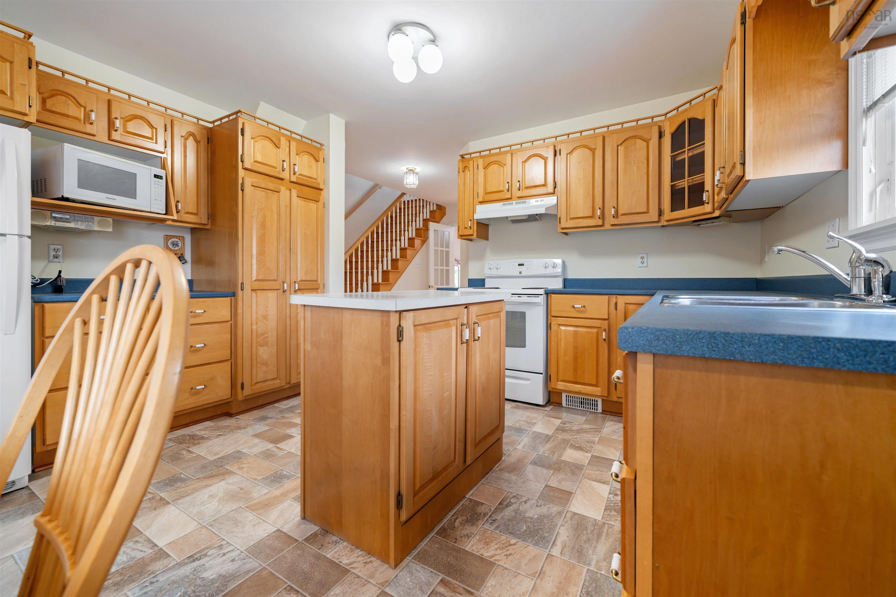 74 Louisburg Lane, Dartmouth, NS (MLS 202607738)