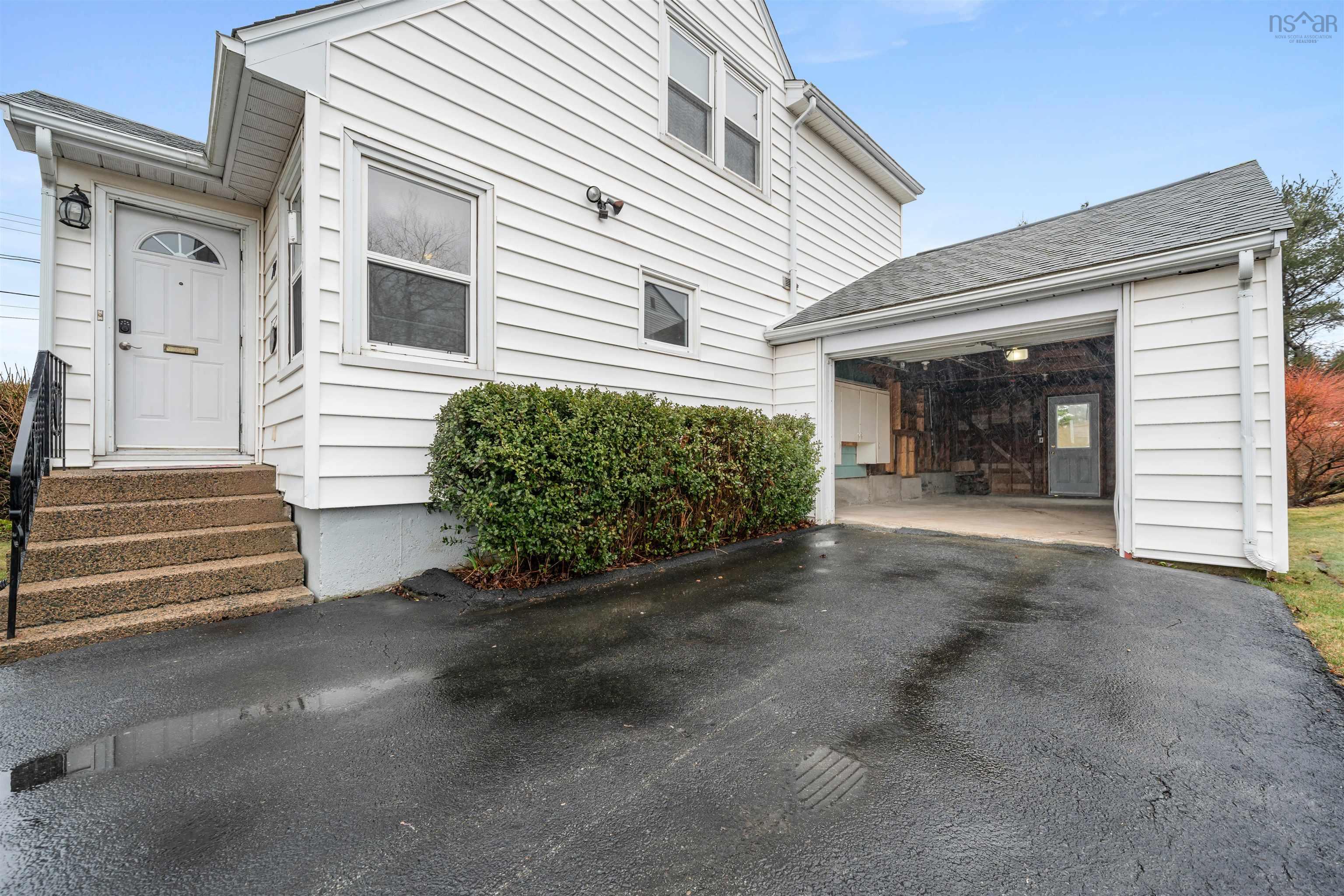 74 Louisburg Lane, Dartmouth, NS (MLS 202607738)