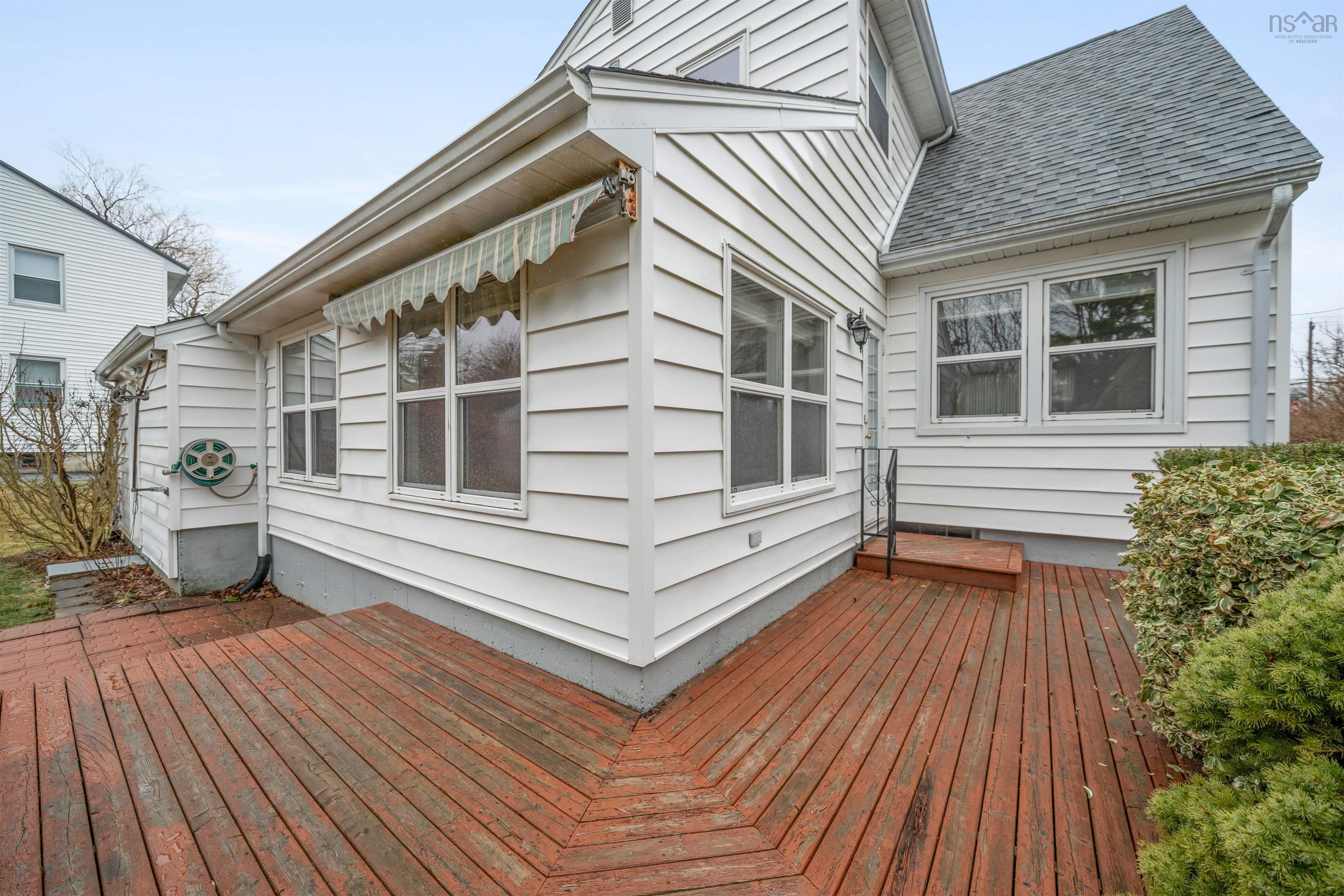 74 Louisburg Lane, Dartmouth, NS (MLS 202607738)