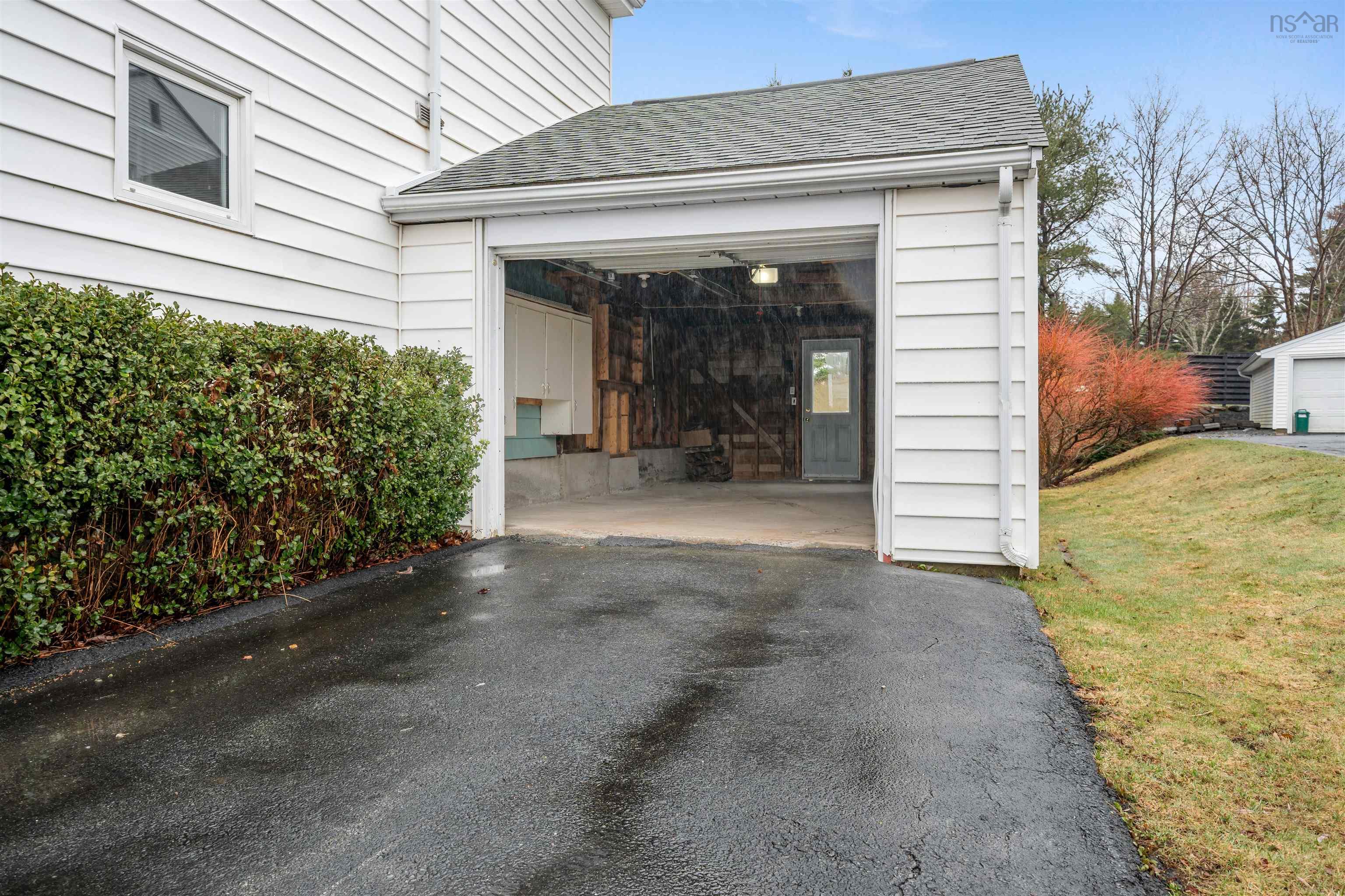 74 Louisburg Lane, Dartmouth, NS (MLS 202607738)