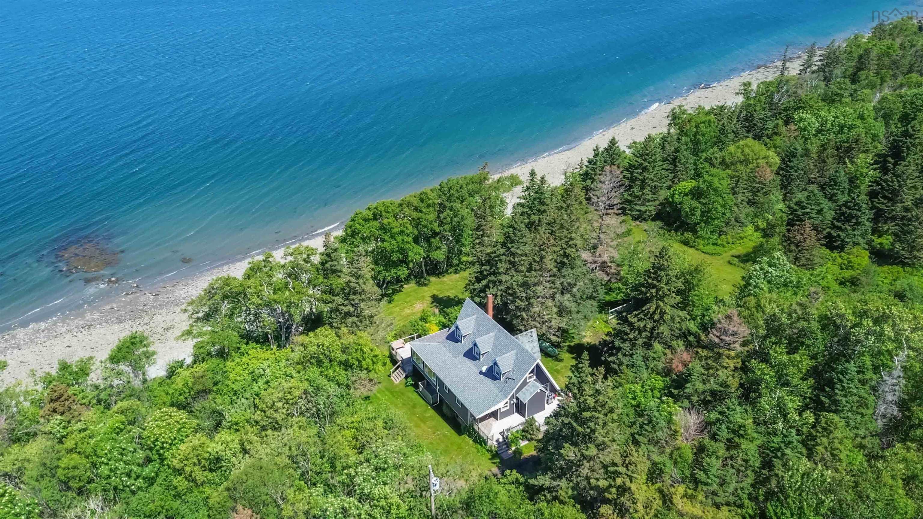 $489,900.00: 7055 Highway 101, Plympton
