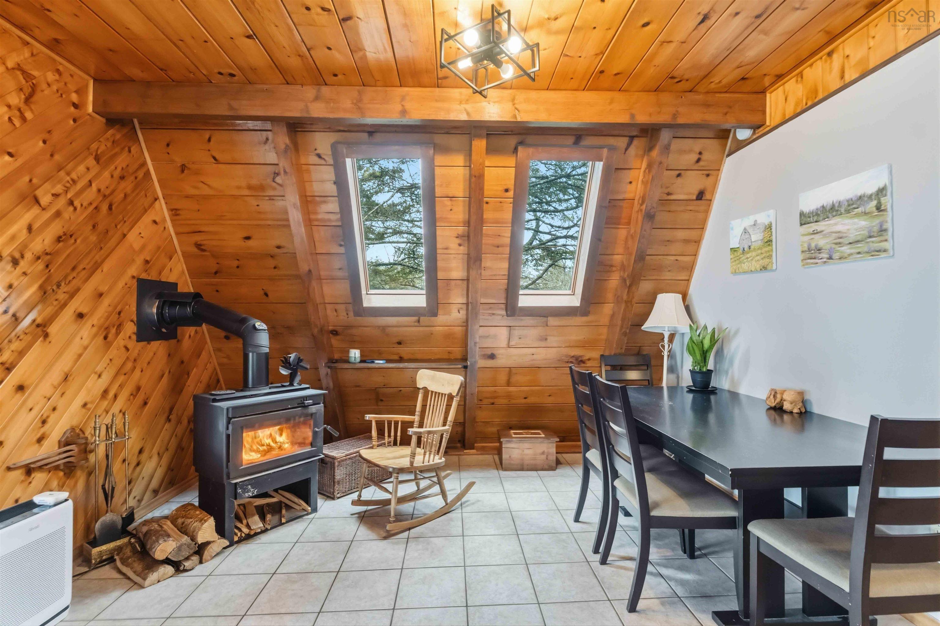 $489,900.00: 7055 Highway 101, Plympton