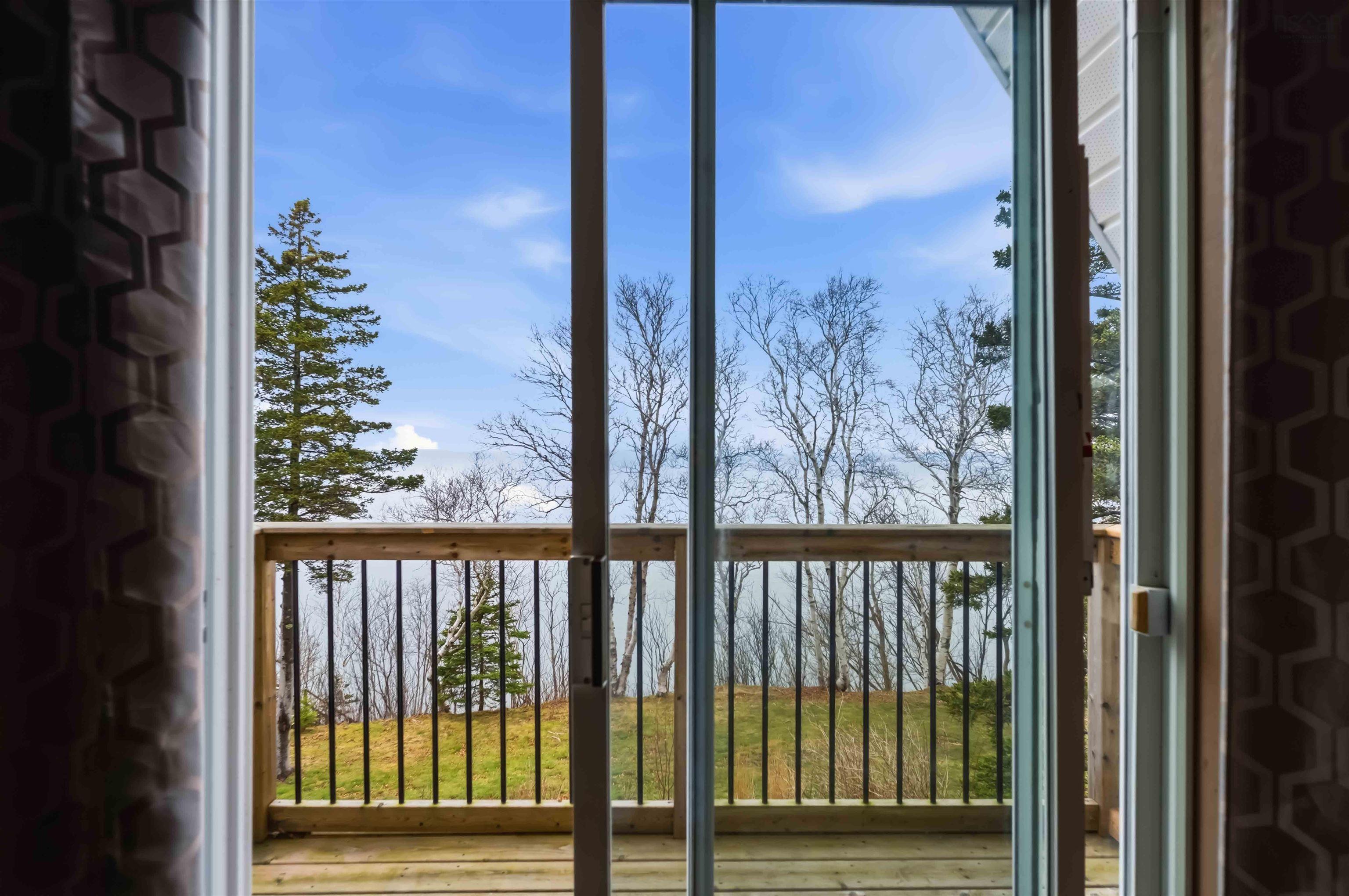 $489,900.00: 7055 Highway 101, Plympton