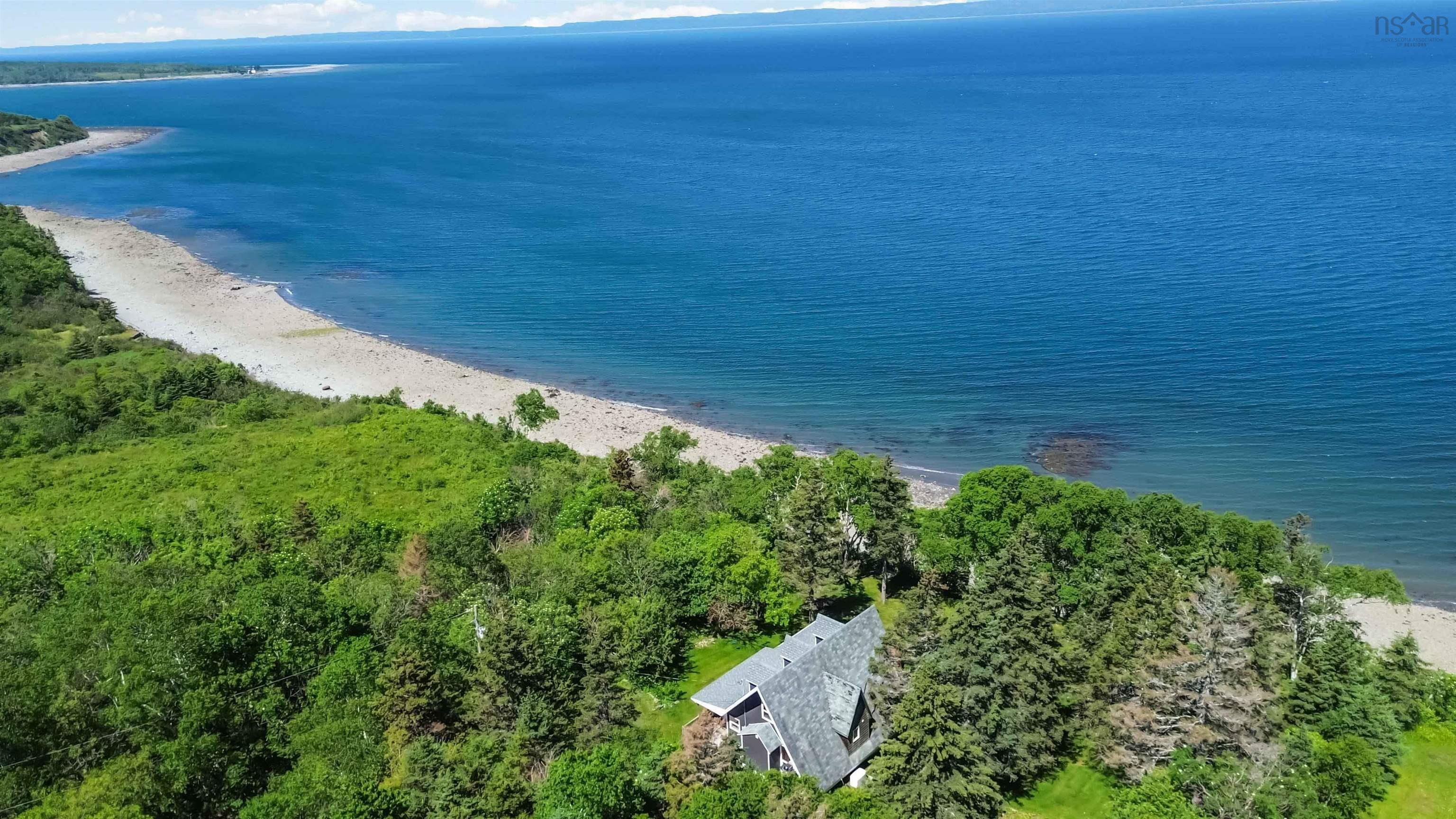 $489,900.00: 7055 Highway 101, Plympton