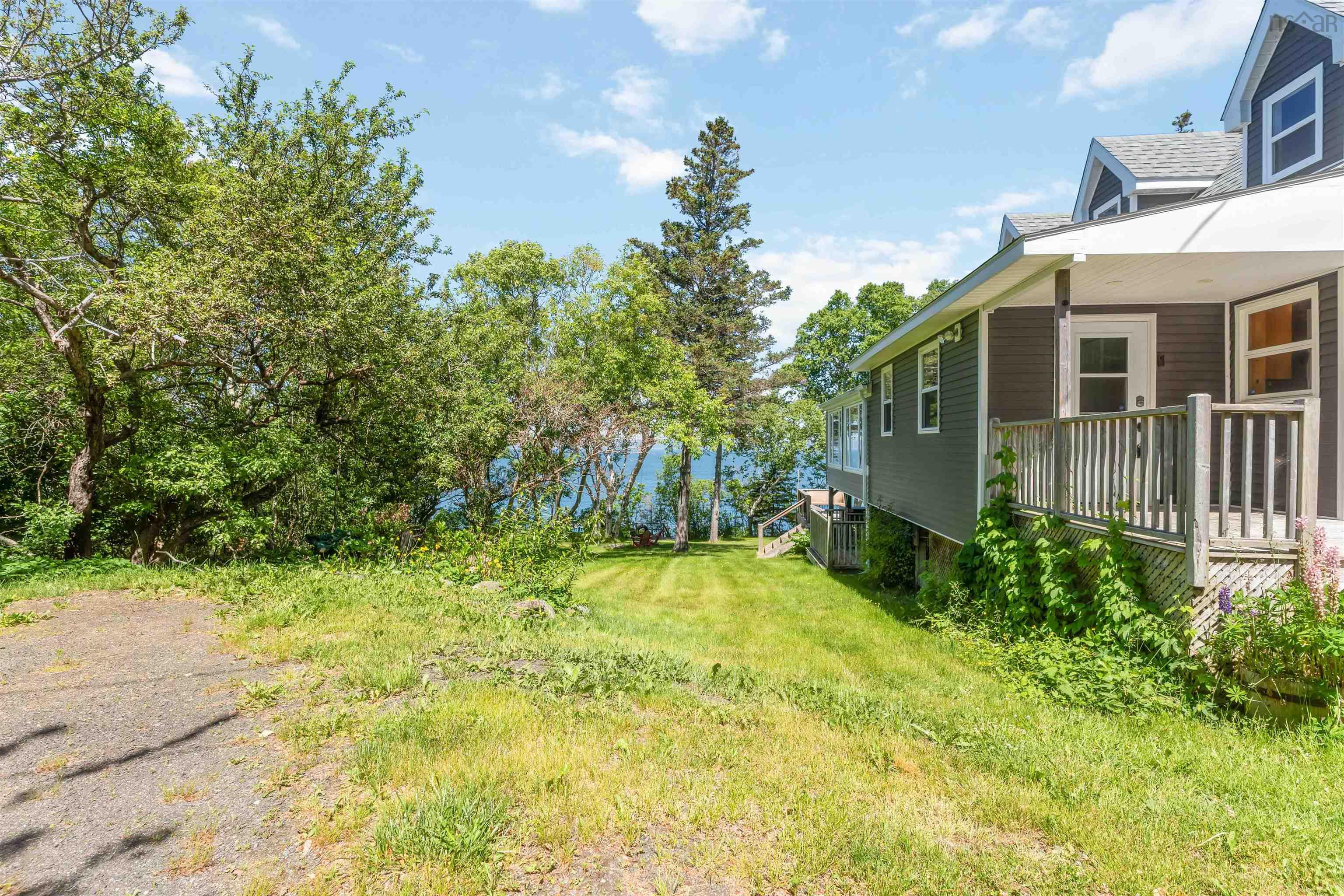 $489,900.00: 7055 Highway 101, Plympton